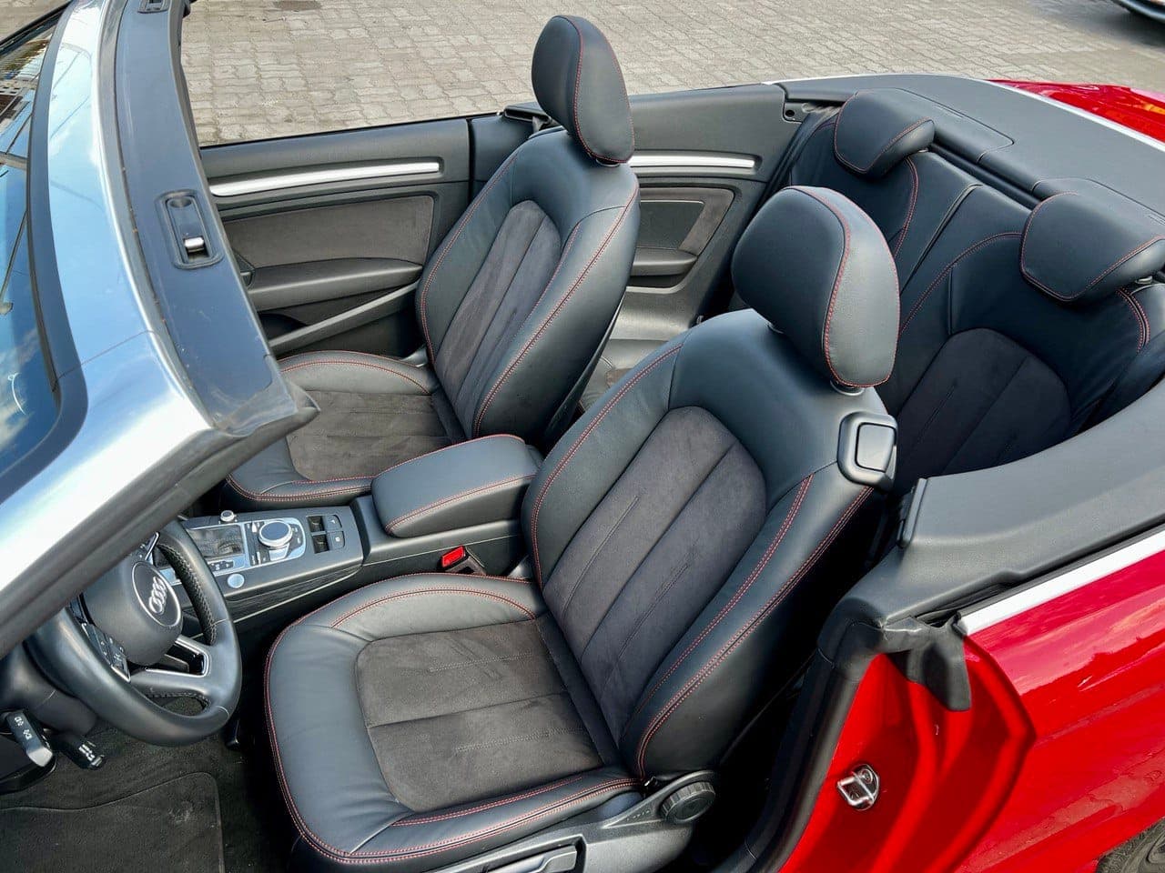 Audi A3 Cabrio фото 11