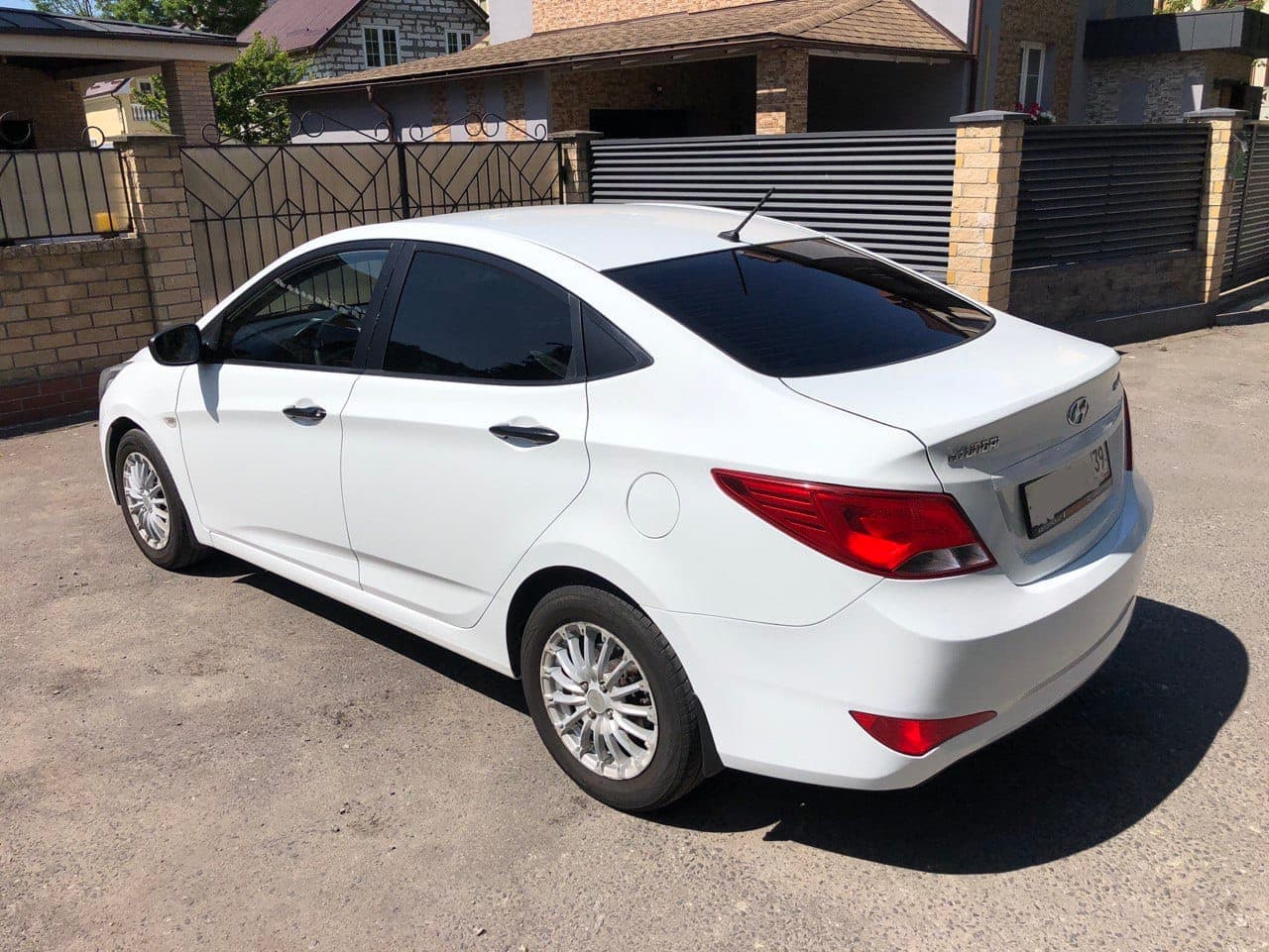 Hyundai Solaris фото 5