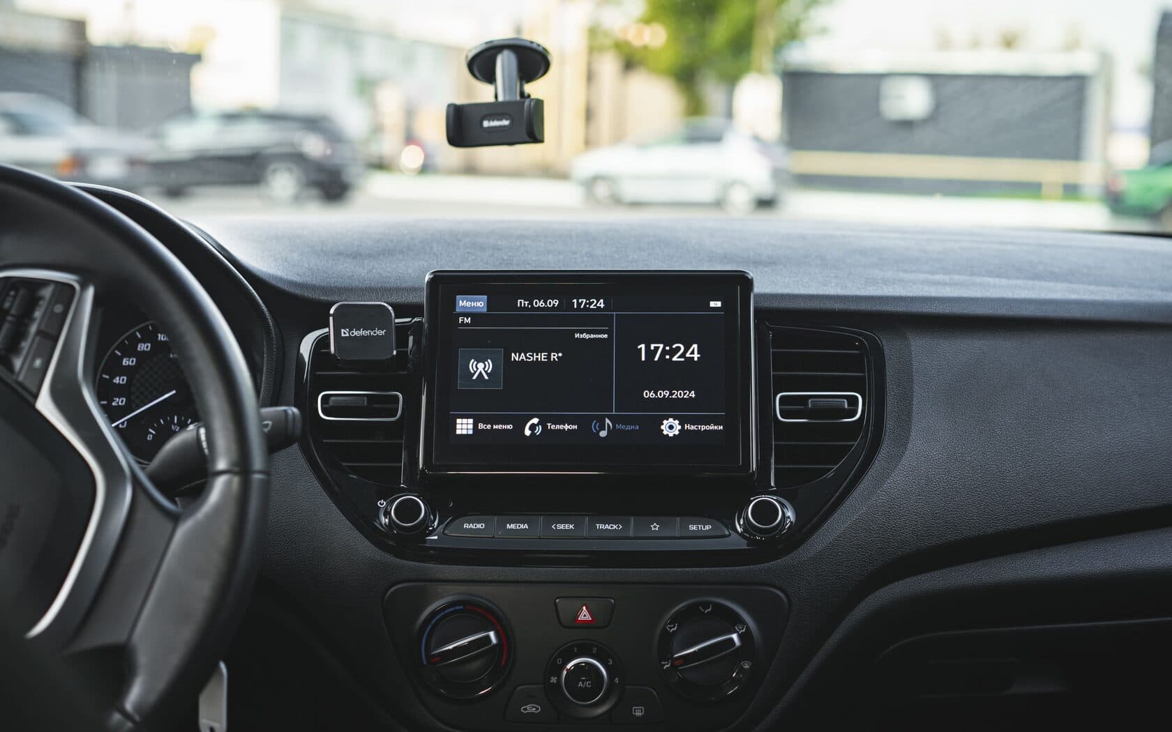 Hyundai Solaris фото 13