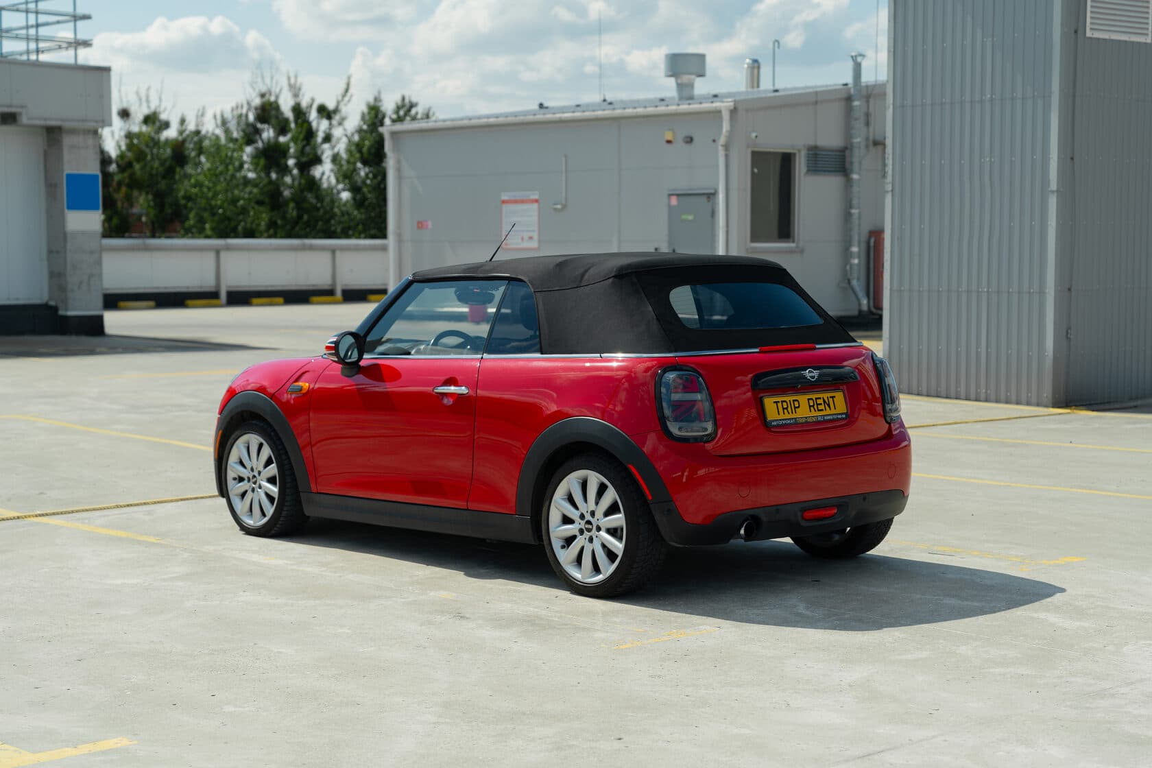 MINI Cooper Cabrio фото 8