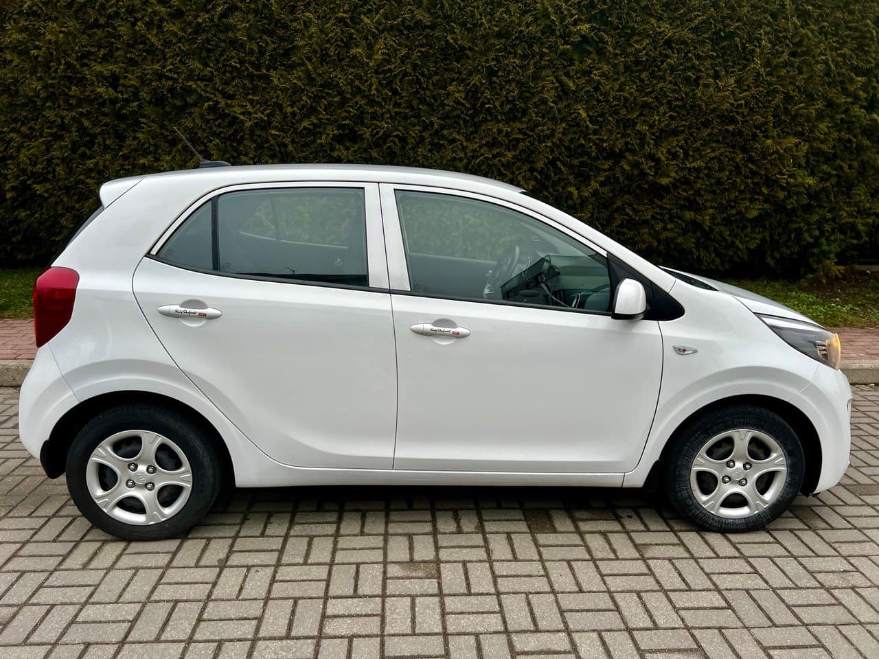Kia Picanto фото 5