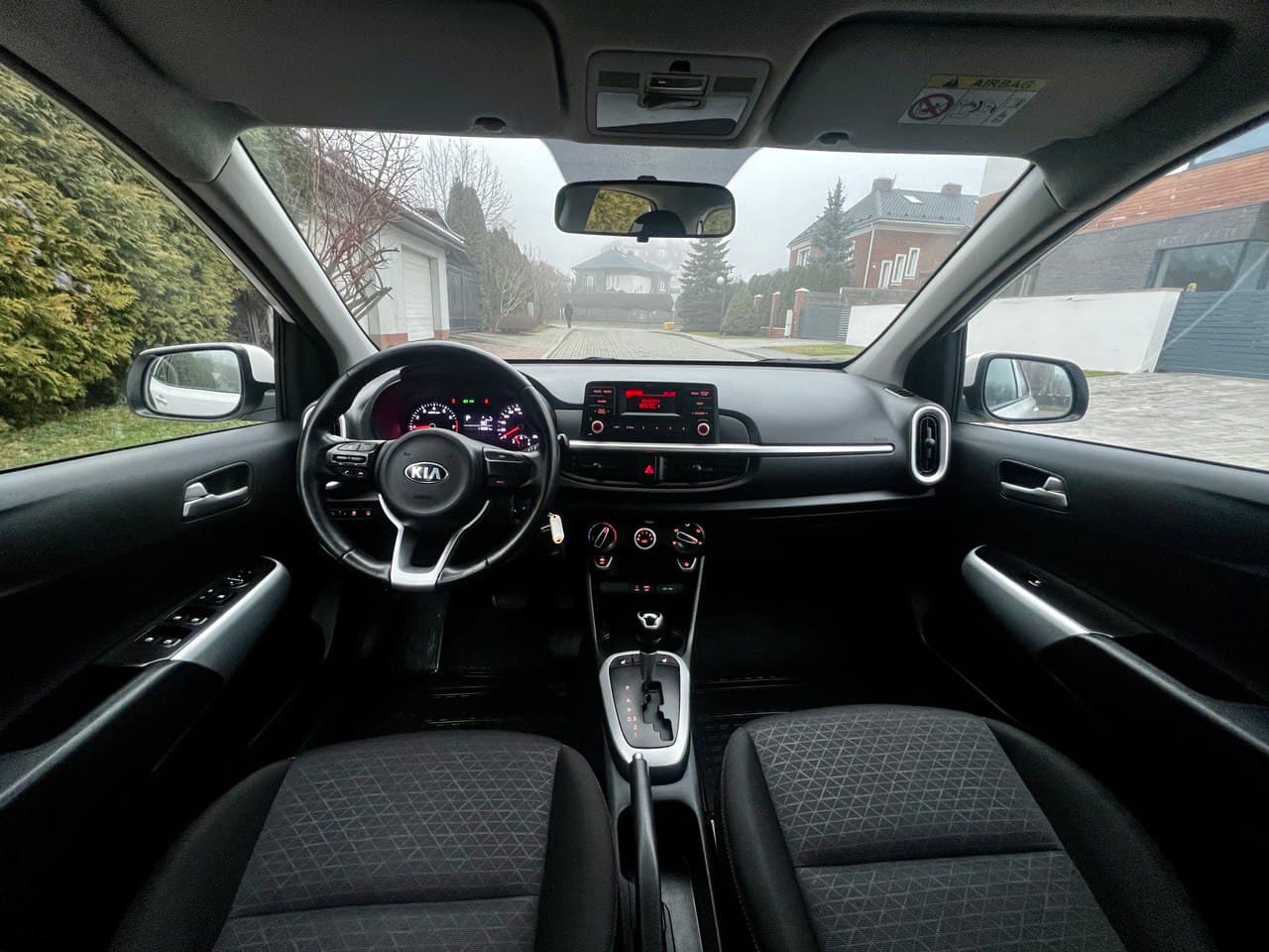 Kia Picanto фото 9