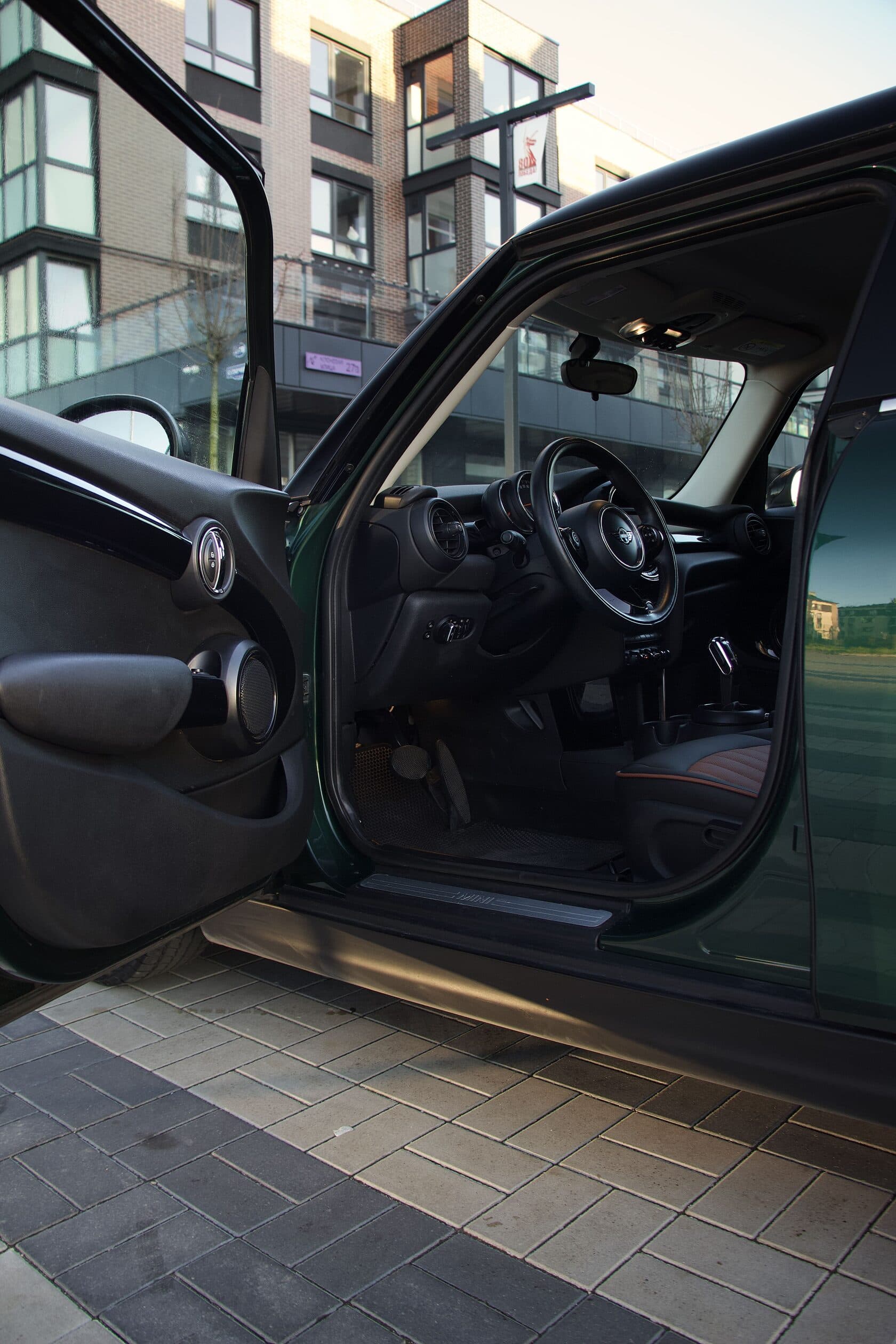 Mini Cooper One фото 15