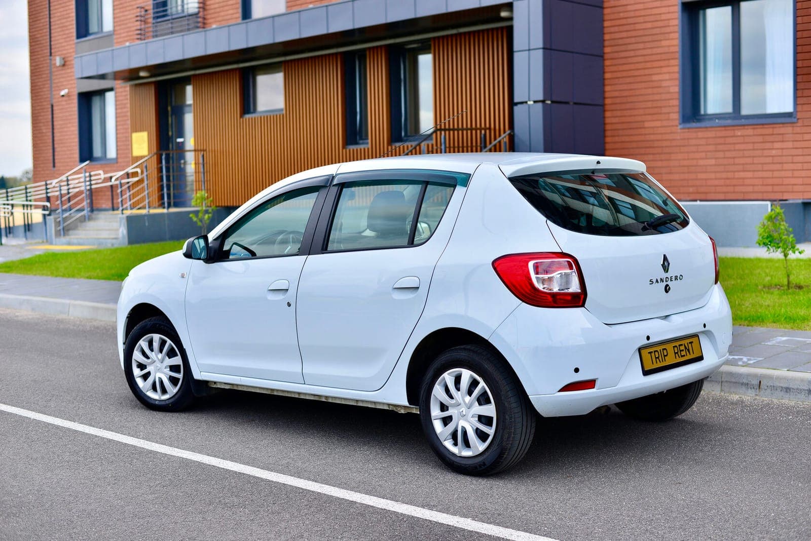 Renault Sandero фото 6