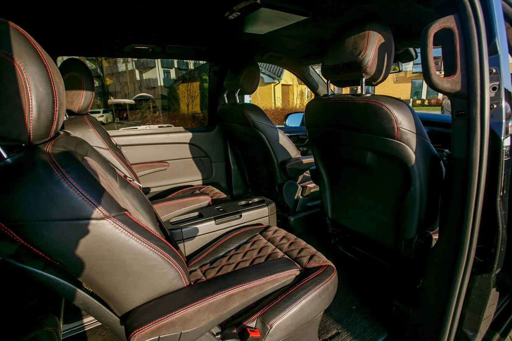 Mercedes-Benz V Class фото 9