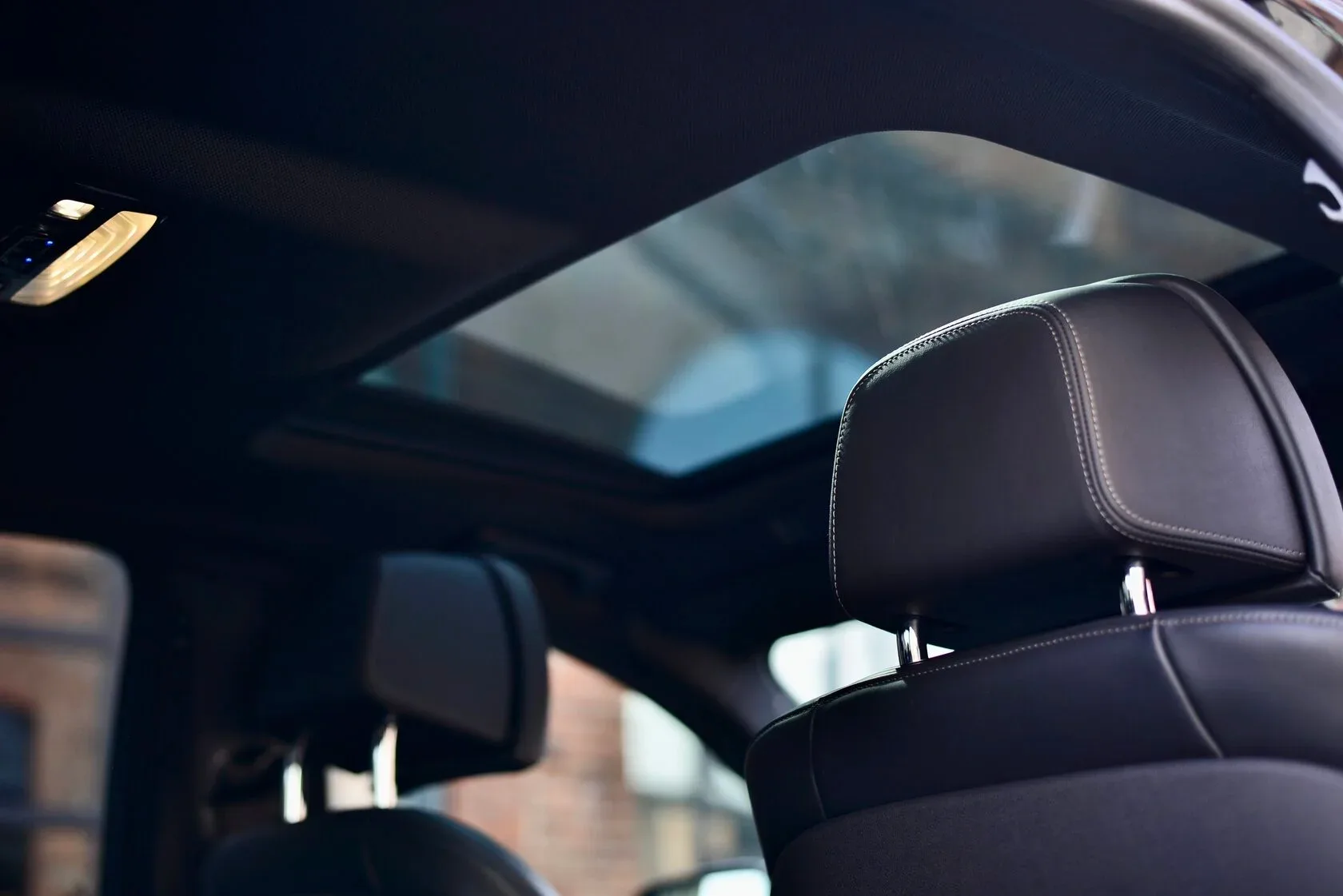 BMW 5 Series G30 фото 12