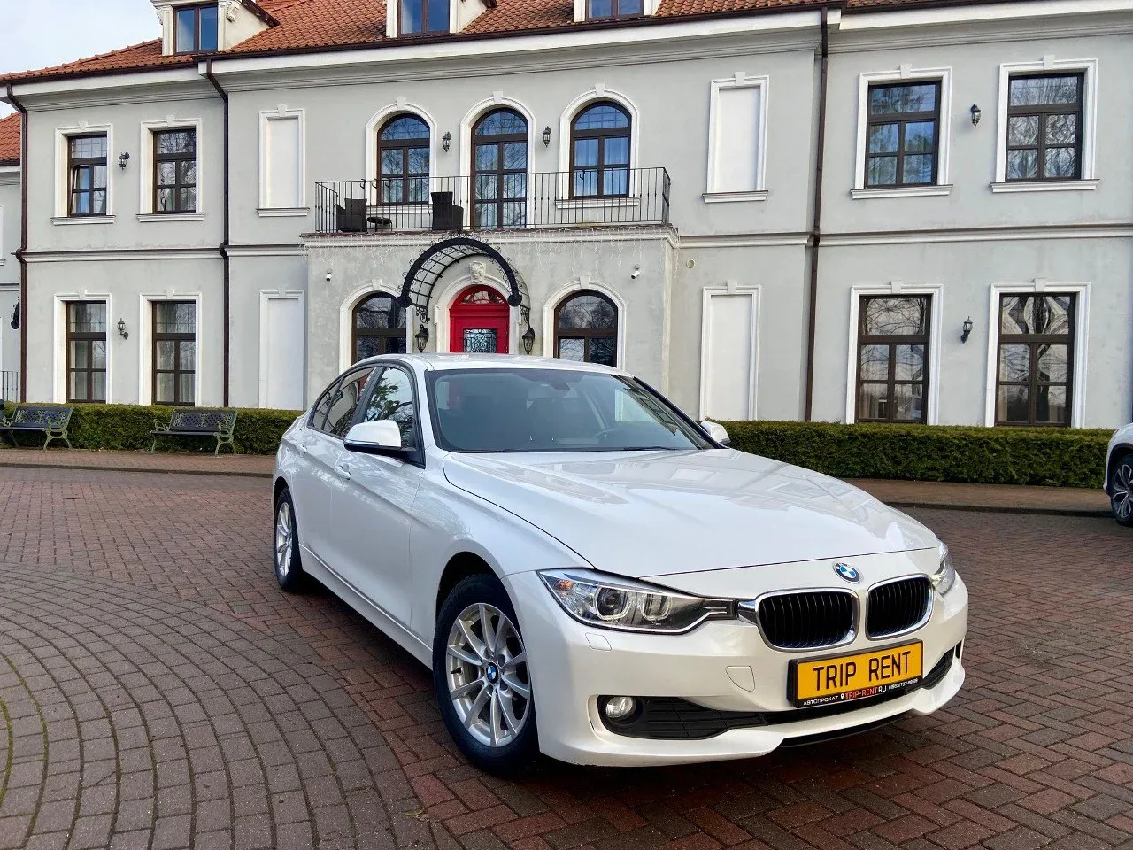 BMW 3 Series фото 3