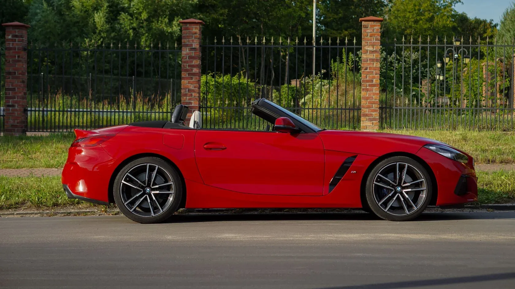 BMW Z4 фото 11