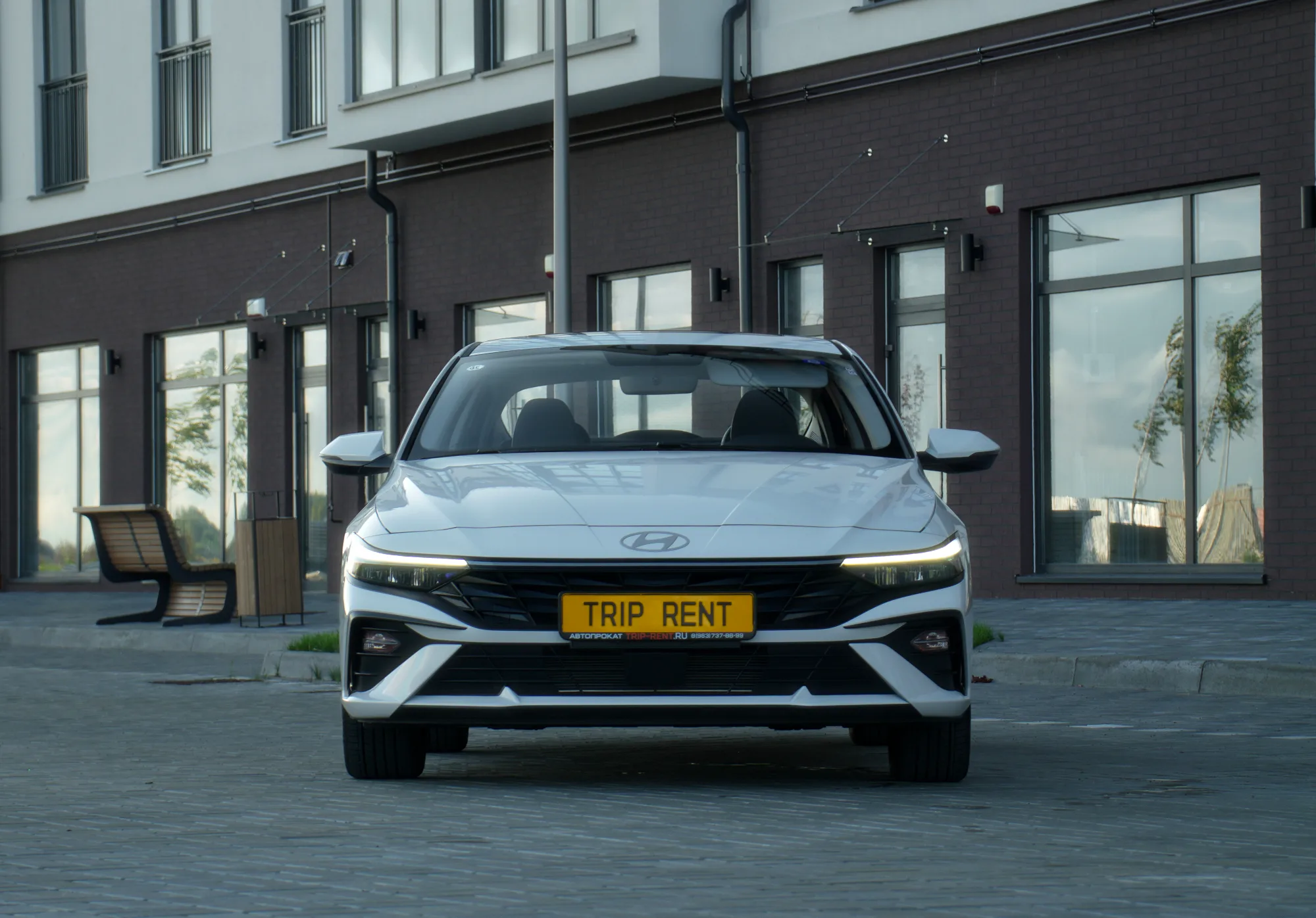 Hyundai Elantra фото 5