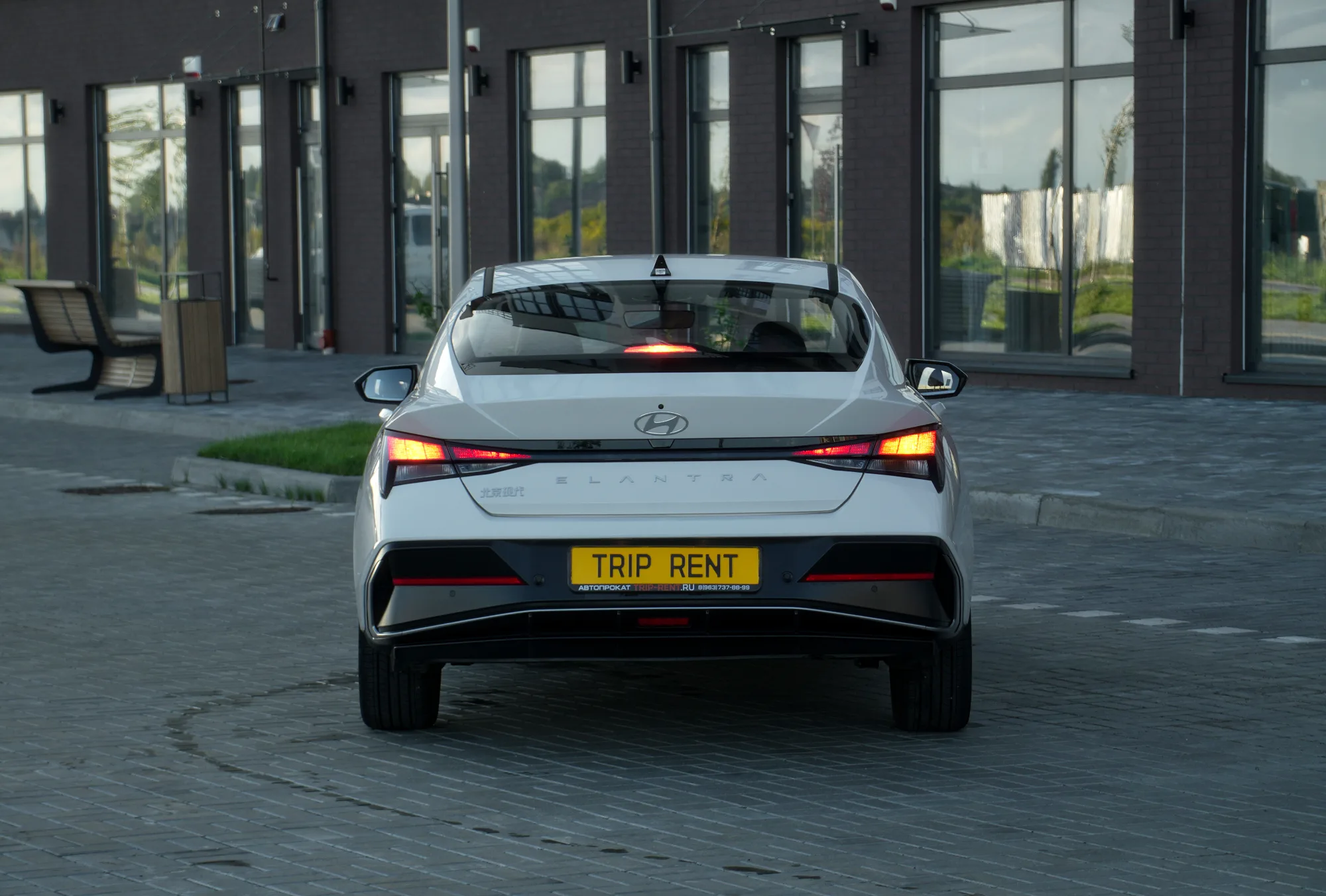 Hyundai Elantra фото 21