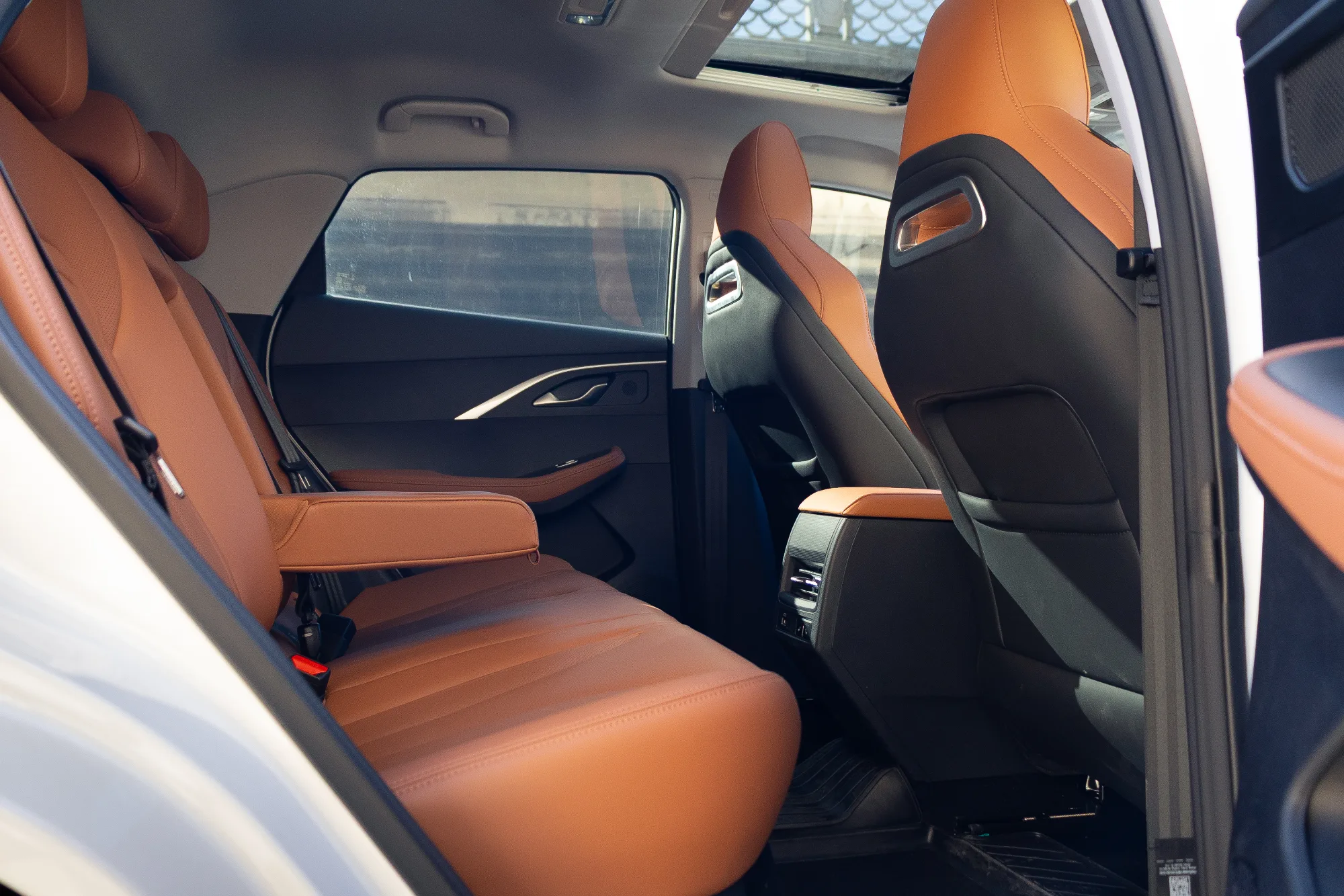 Omoda C5 фото 9