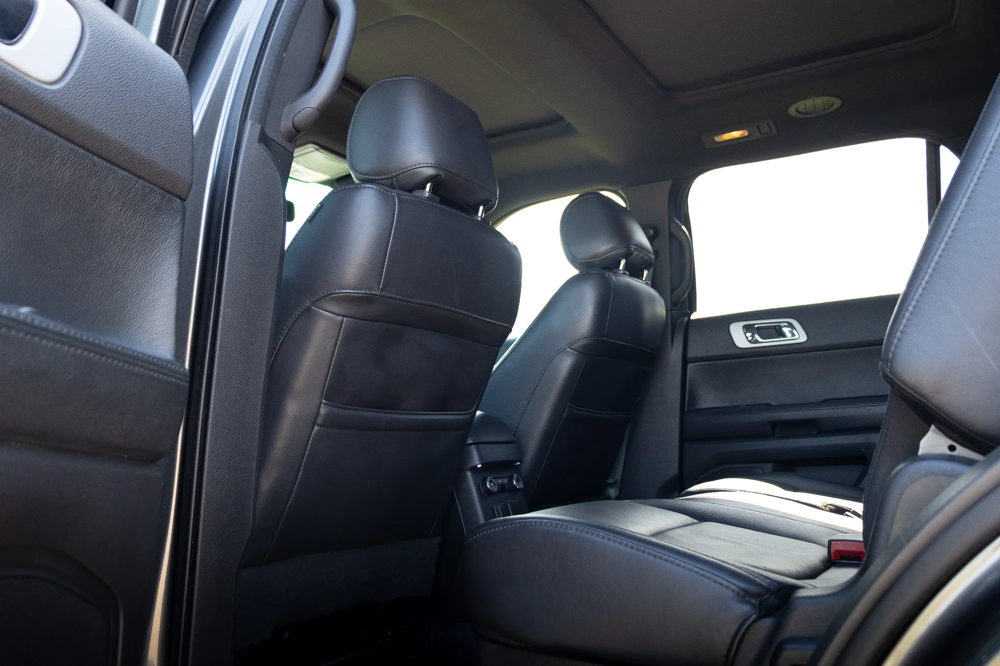 Ford Explorer фото 12