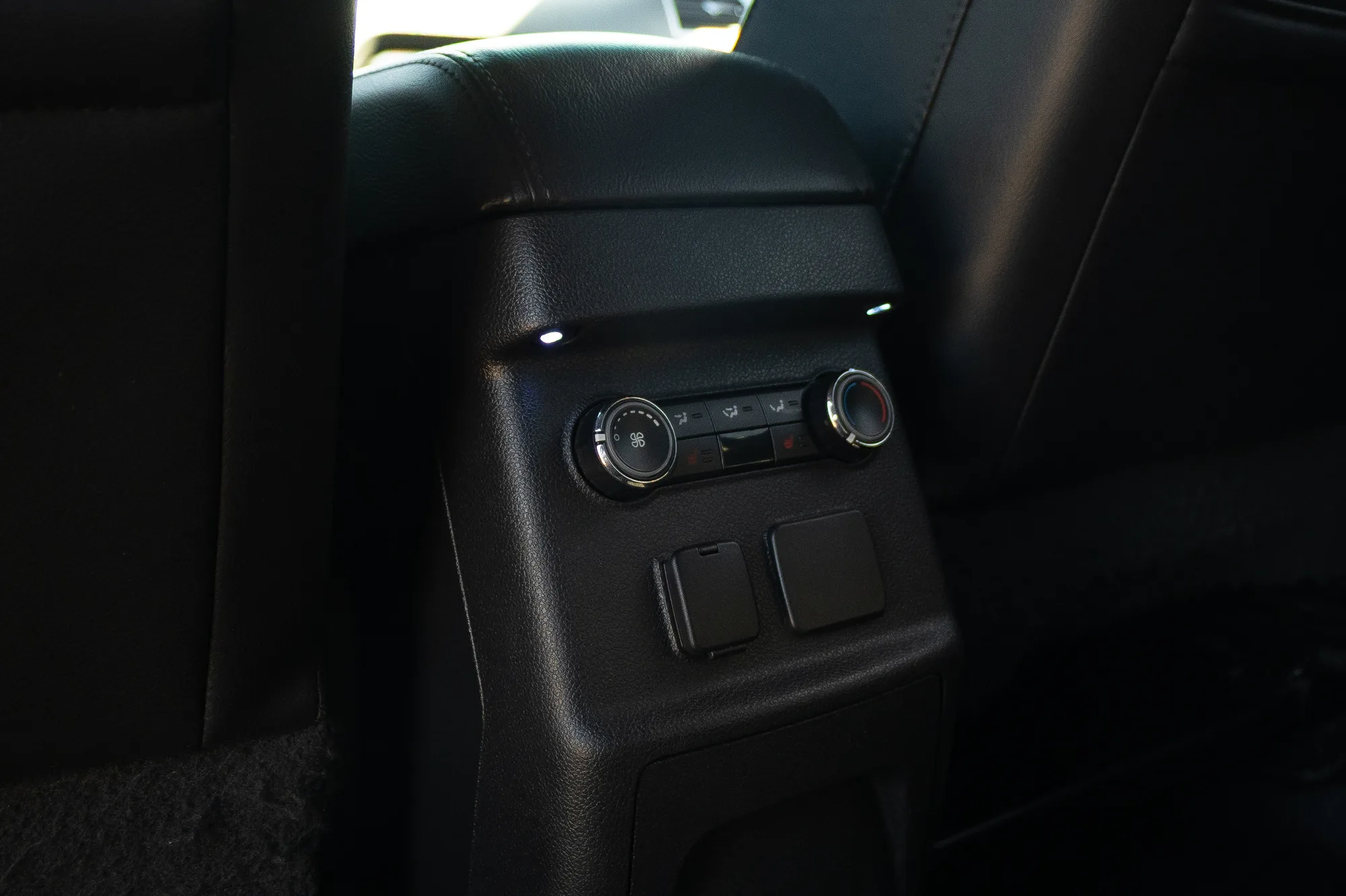 Ford Explorer фото 13