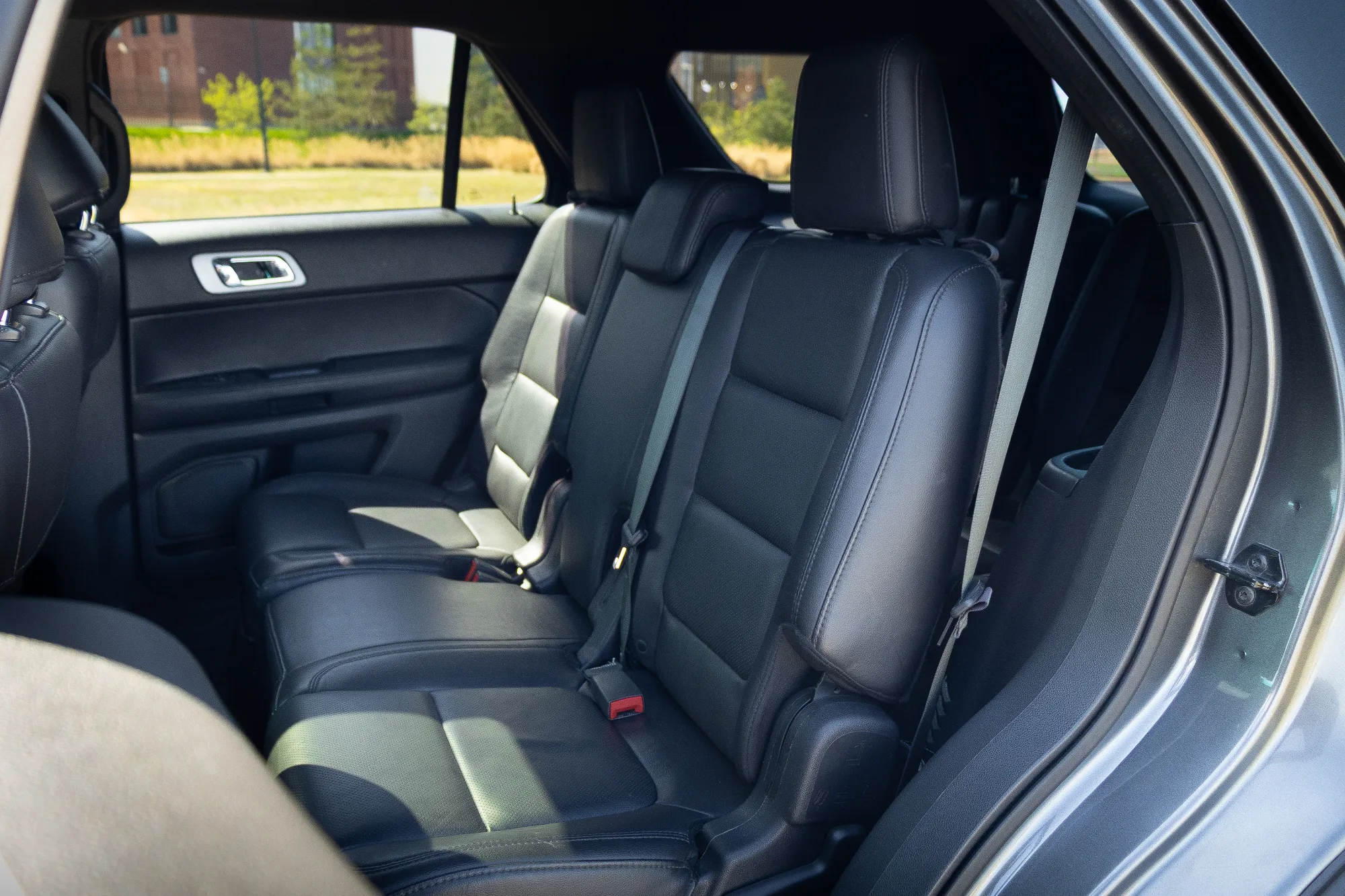 Ford Explorer фото 14