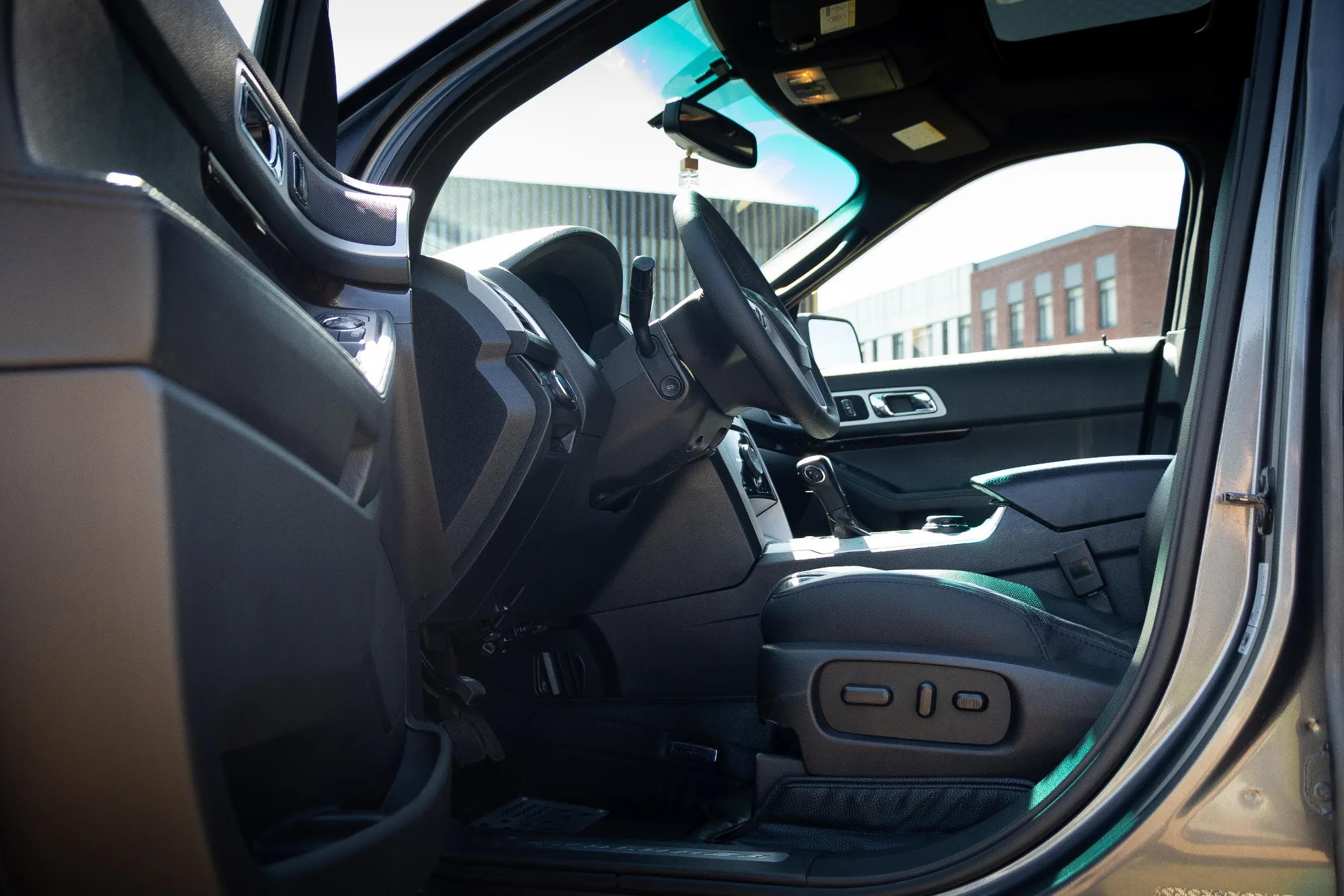 Ford Explorer фото 19
