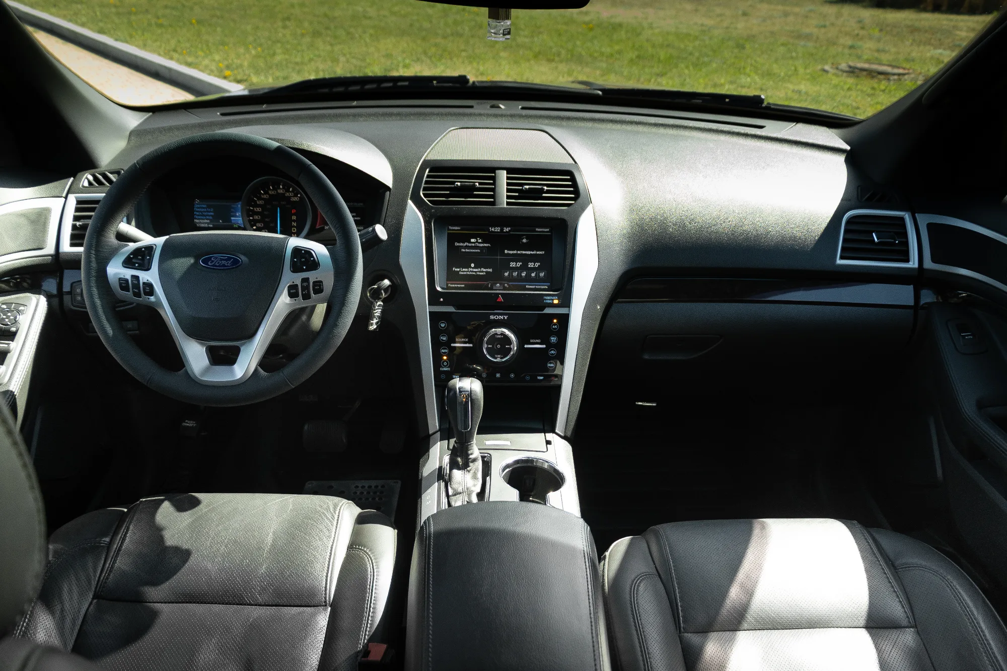 Ford Explorer фото 22