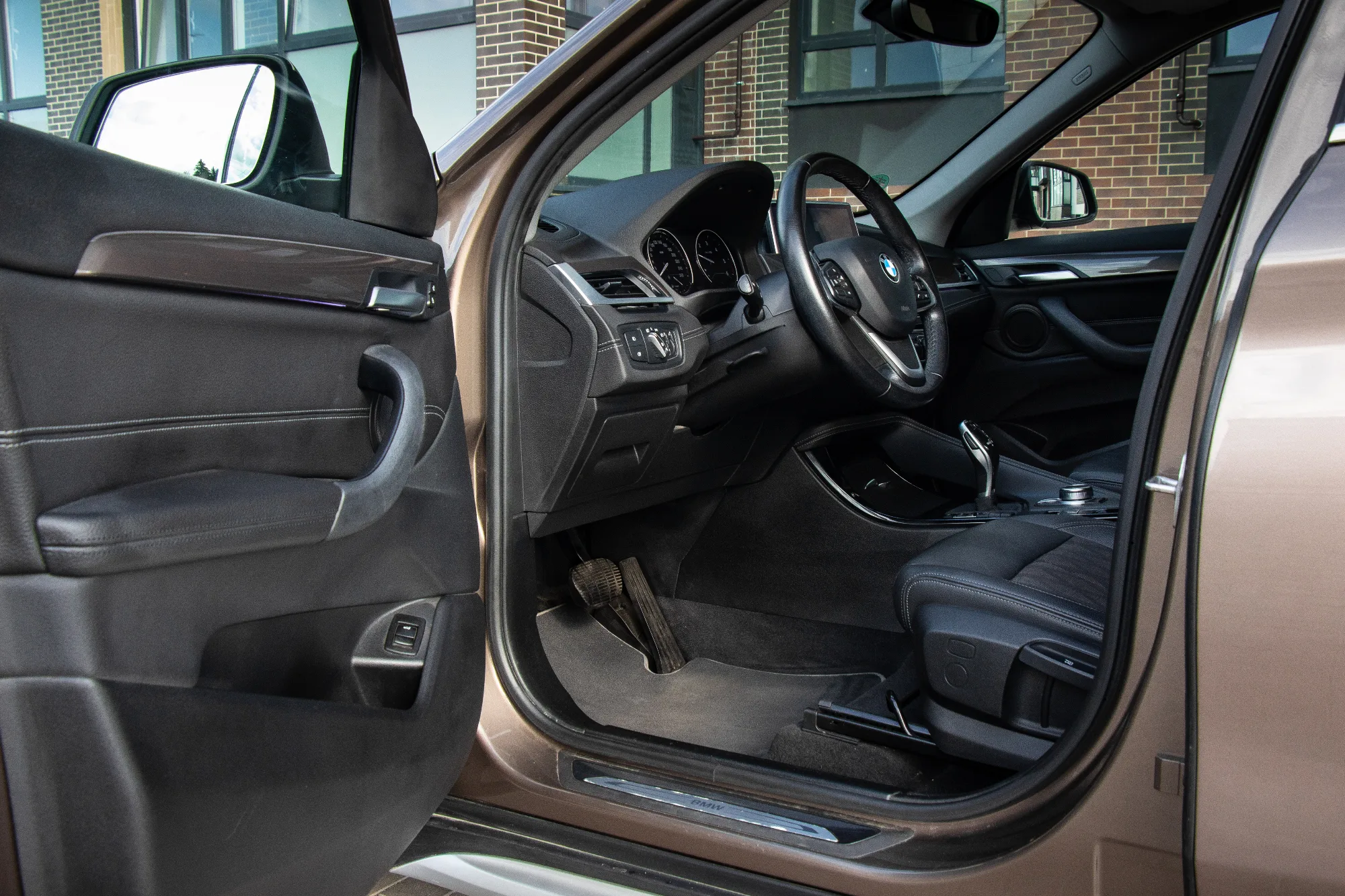 BMW X1 F48 Рестайлинг фото 12