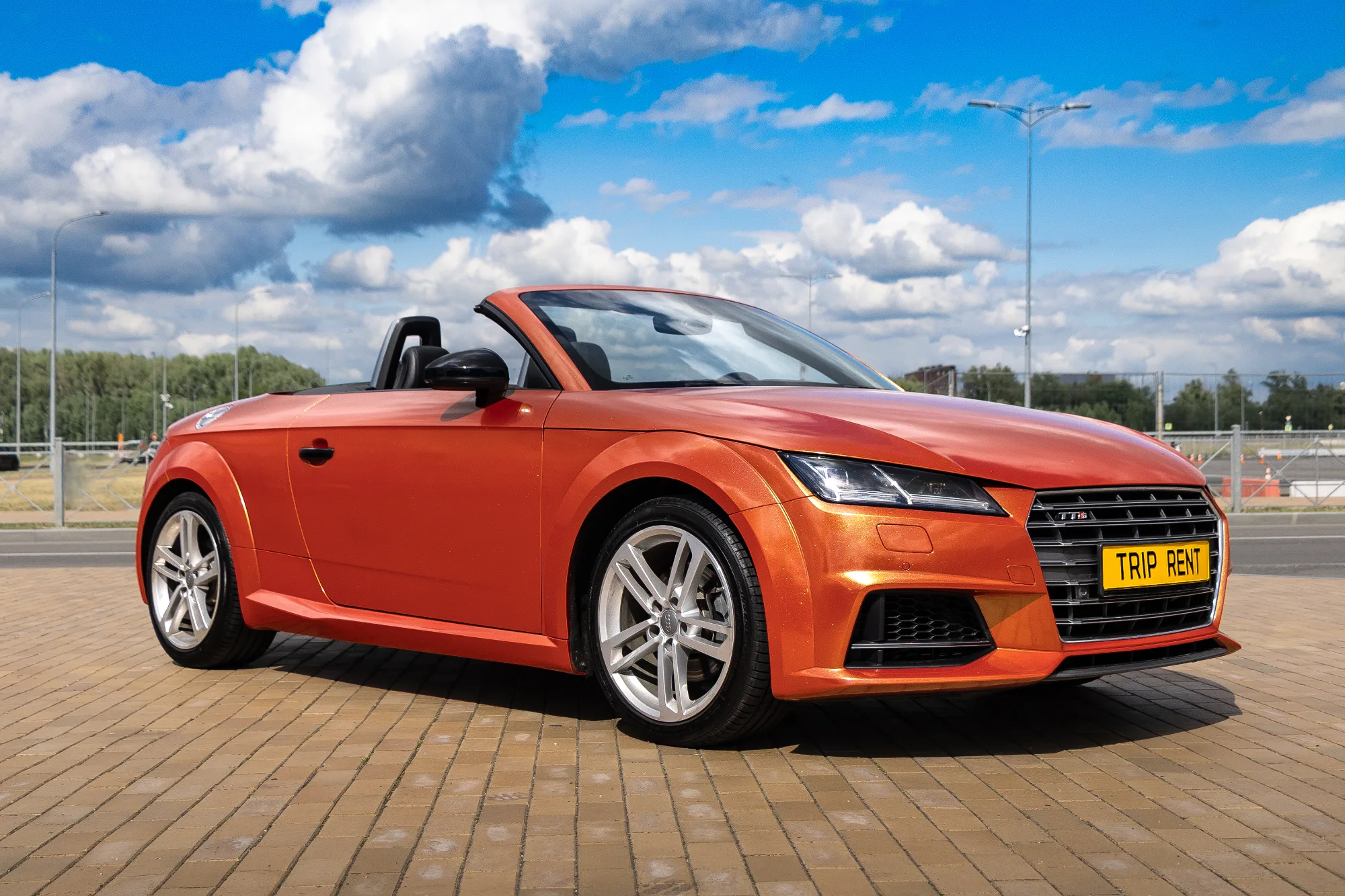Audi TT Cabrio фото 2