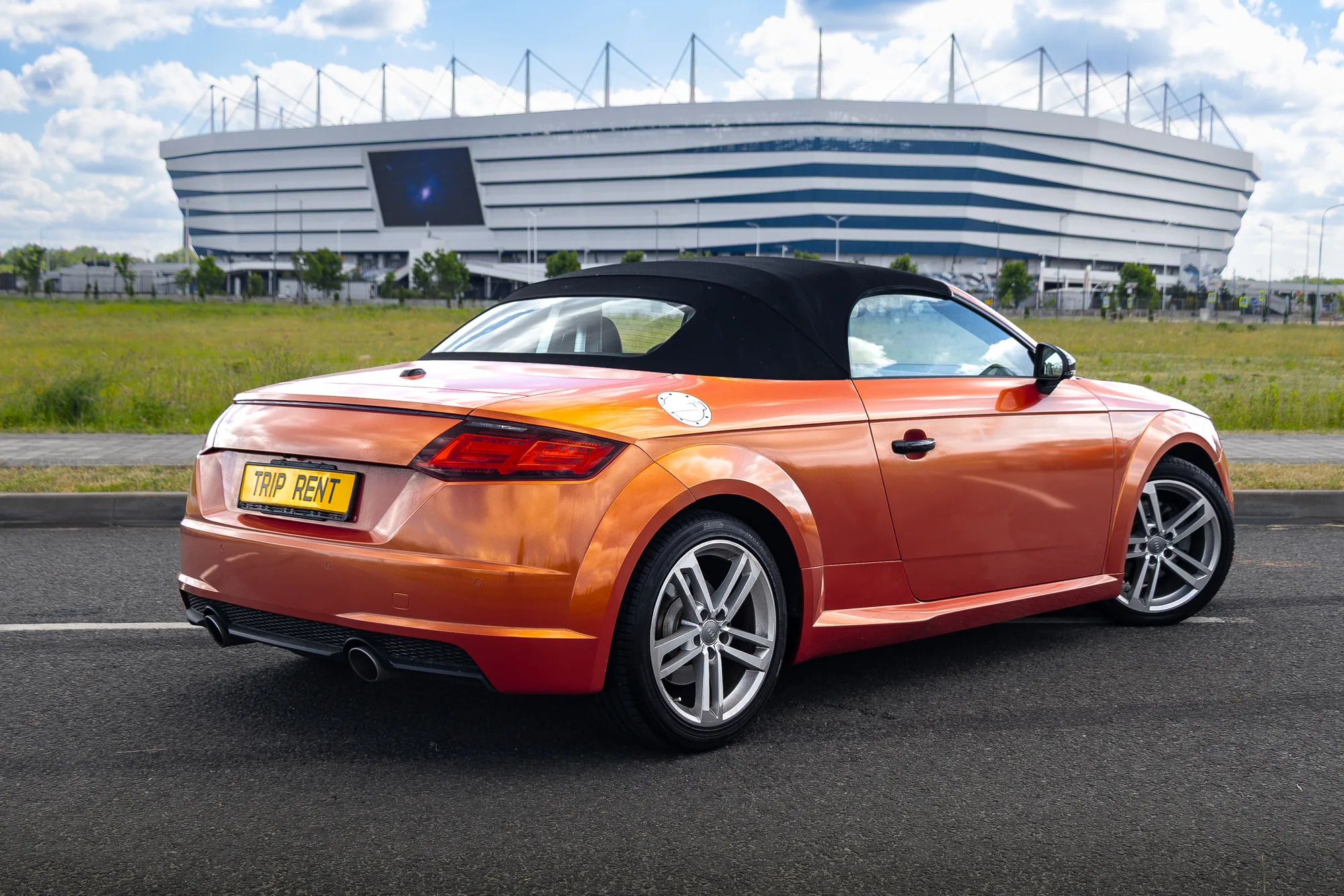 Audi TT Cabrio фото 11