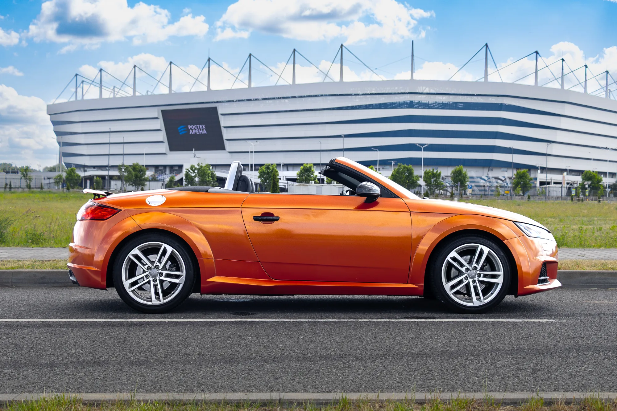 Audi TT Cabrio фото 14