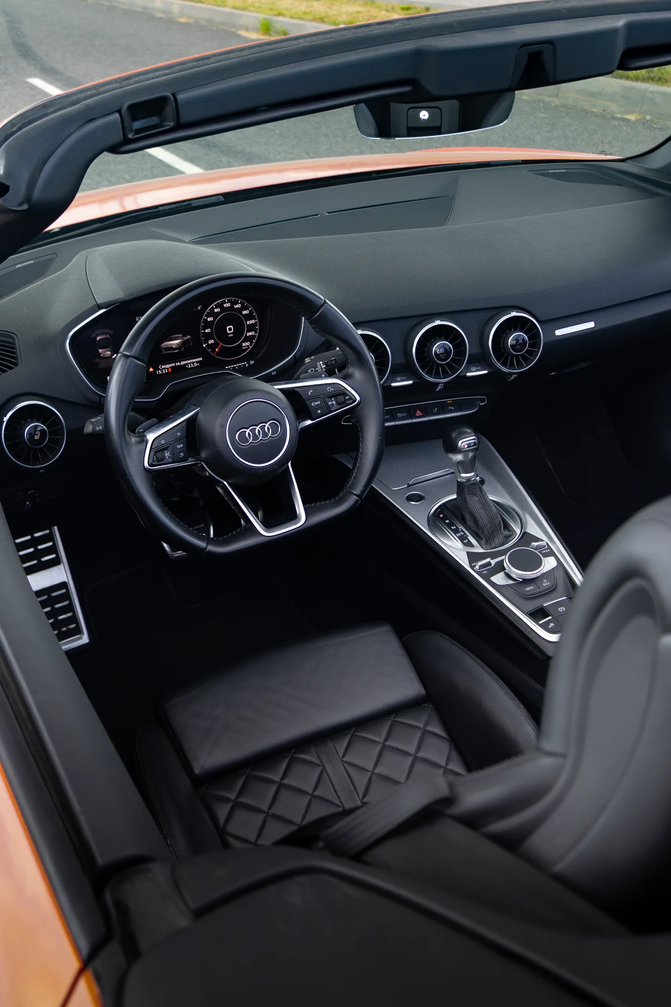 Audi TT Cabrio фото 21