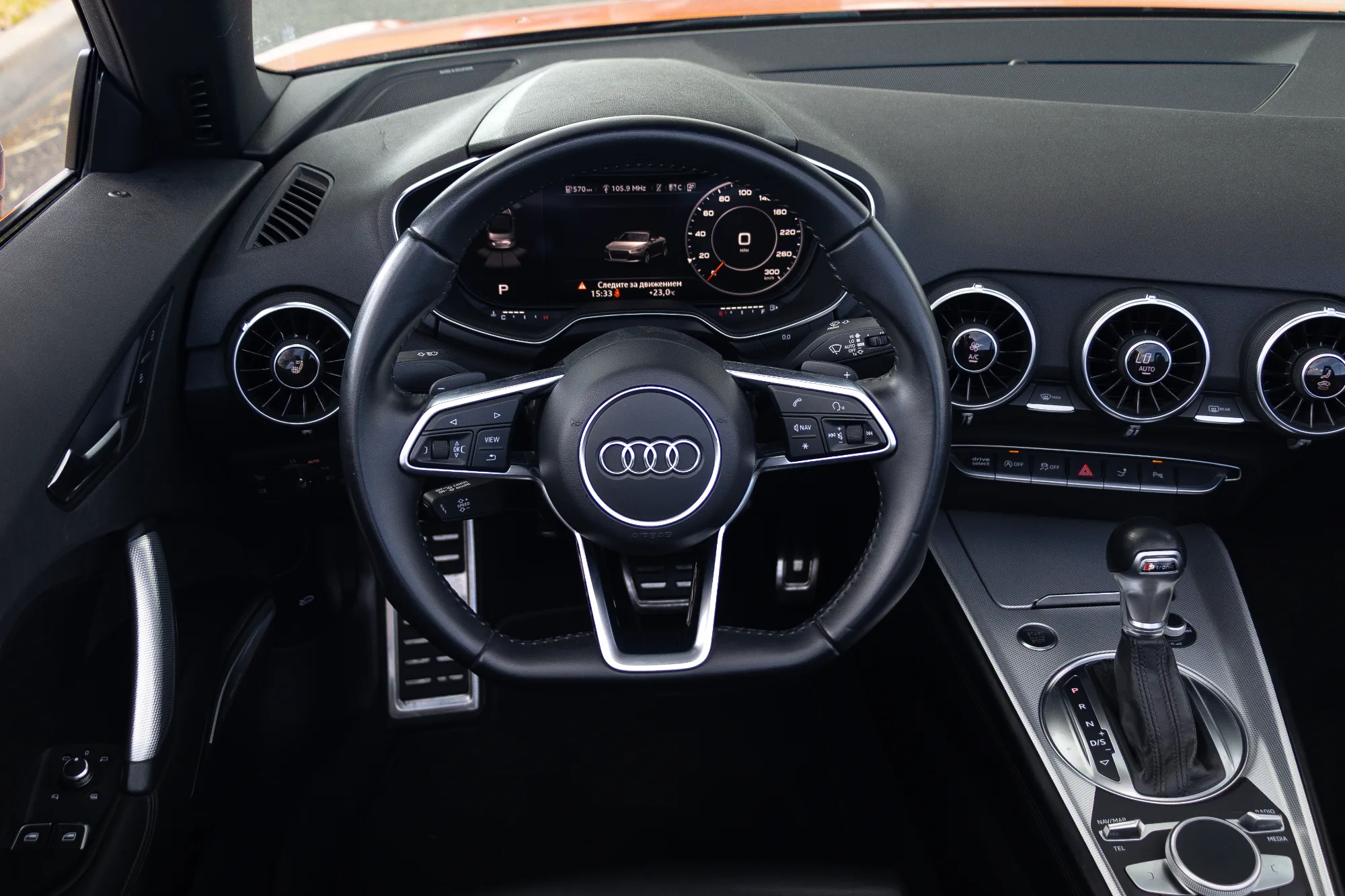 Audi TT Cabrio фото 22