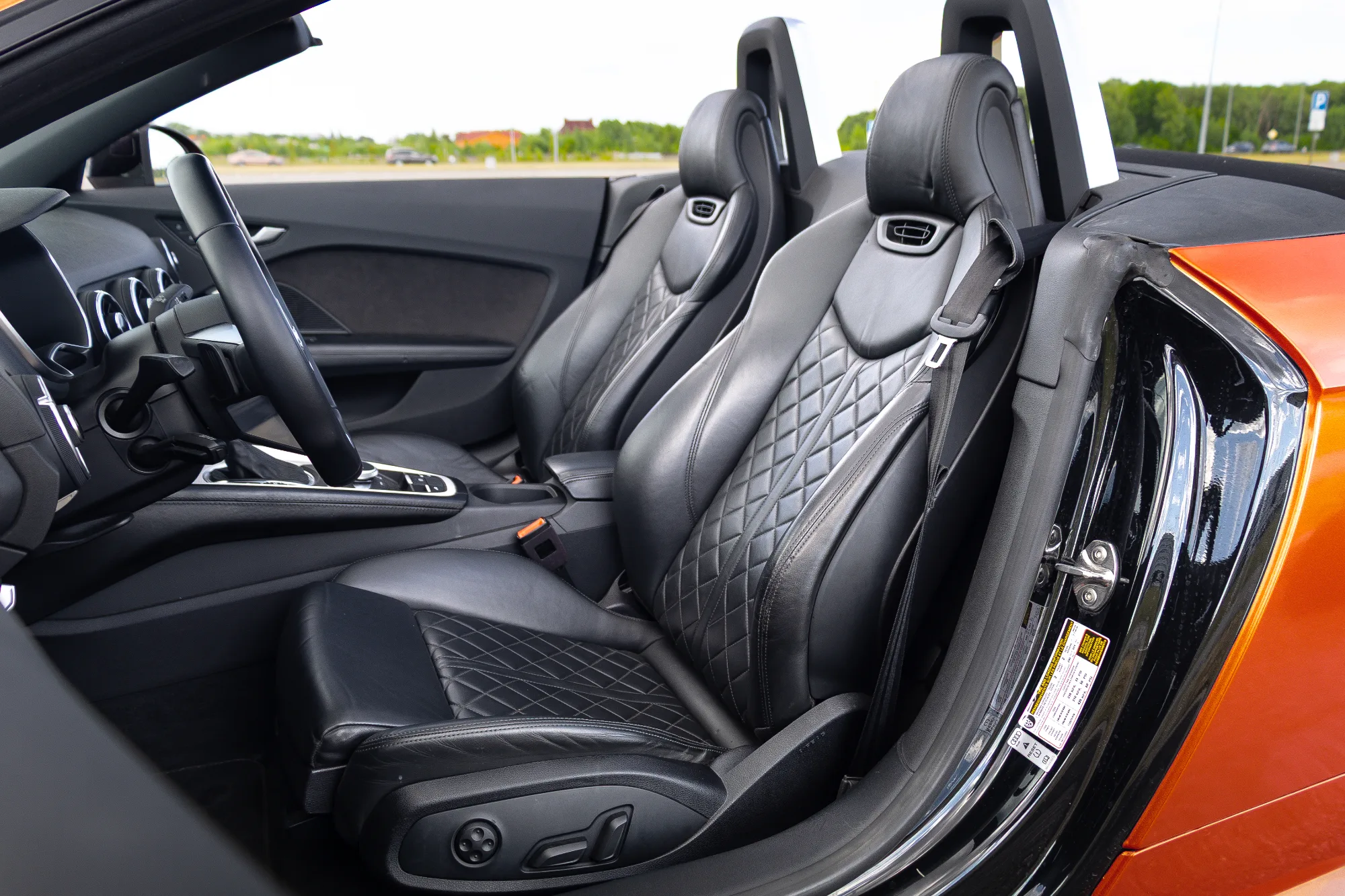 Audi TT Cabrio фото 23