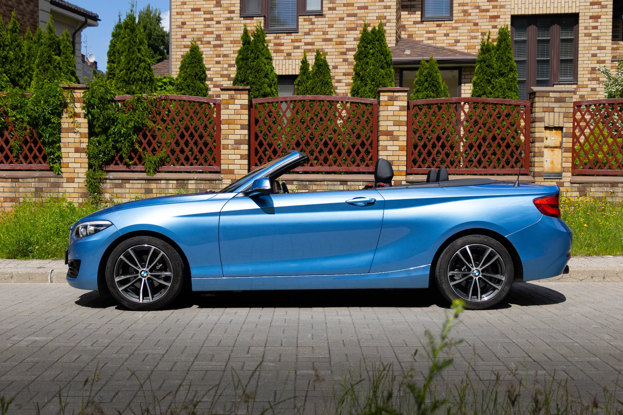 BMW 218i Cabrio фото 10