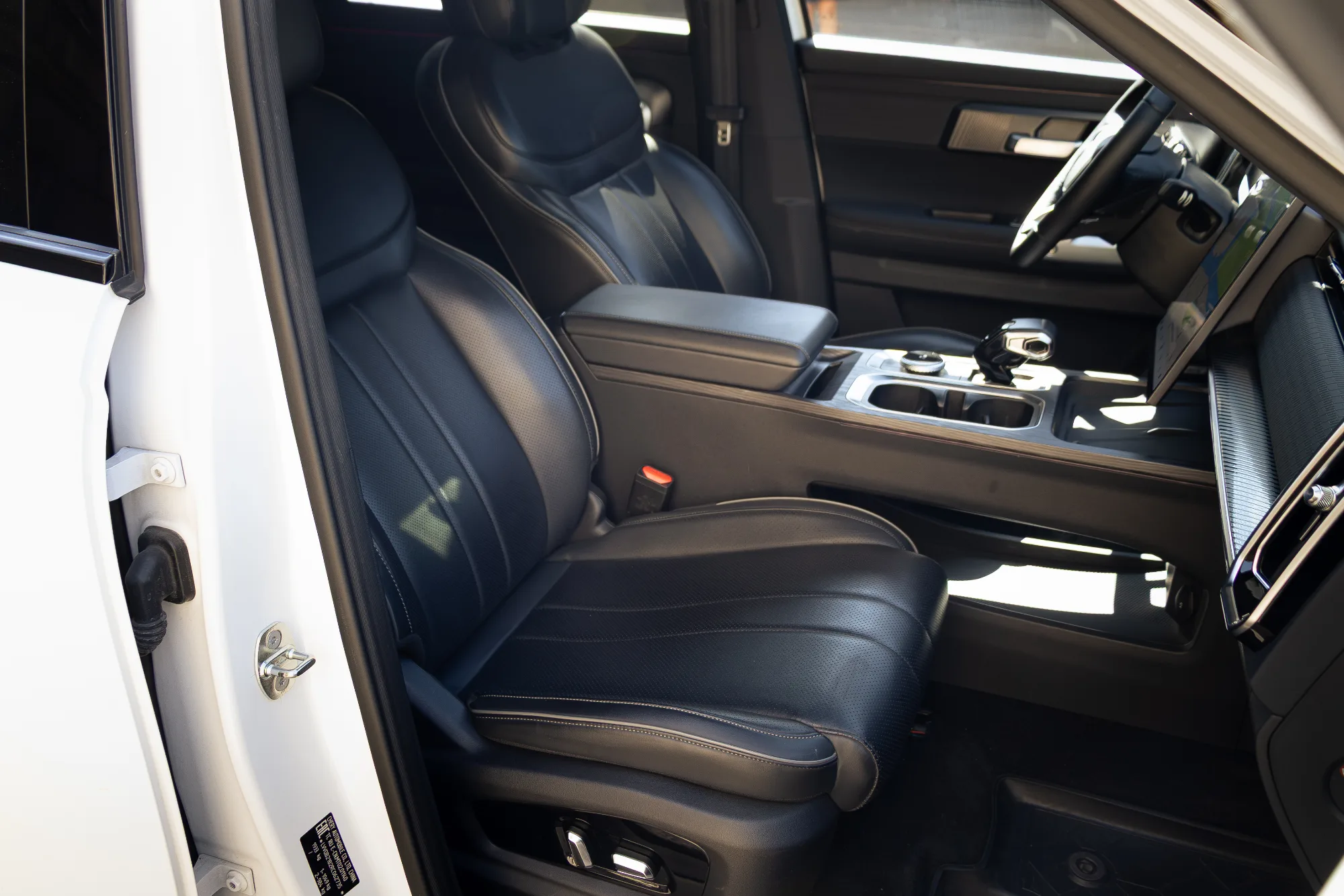 JAECOO J7 фото 17