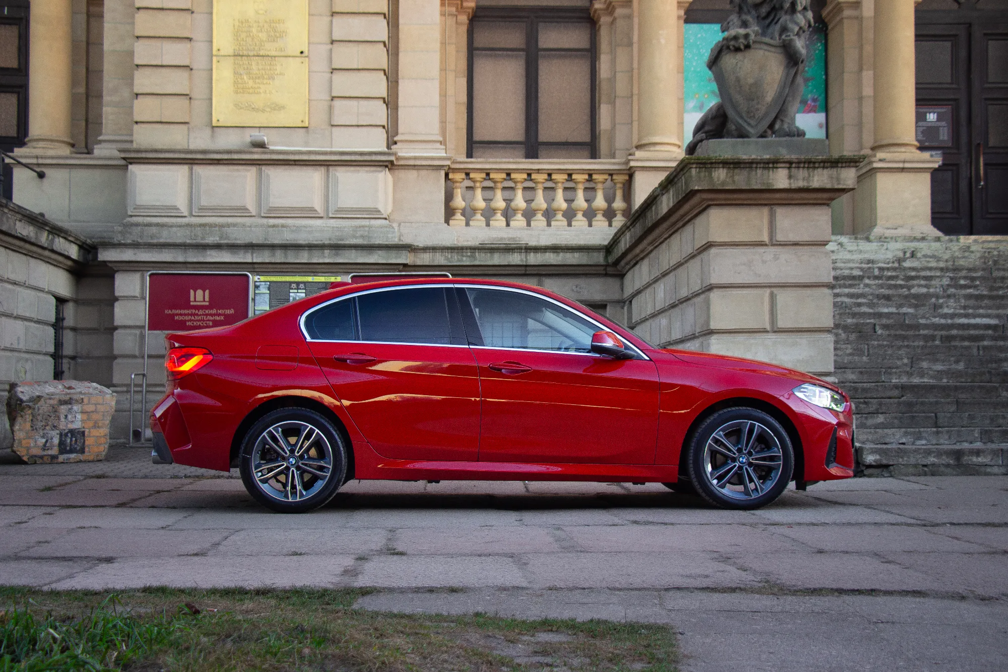 BMW 1-Series F52 фото 2
