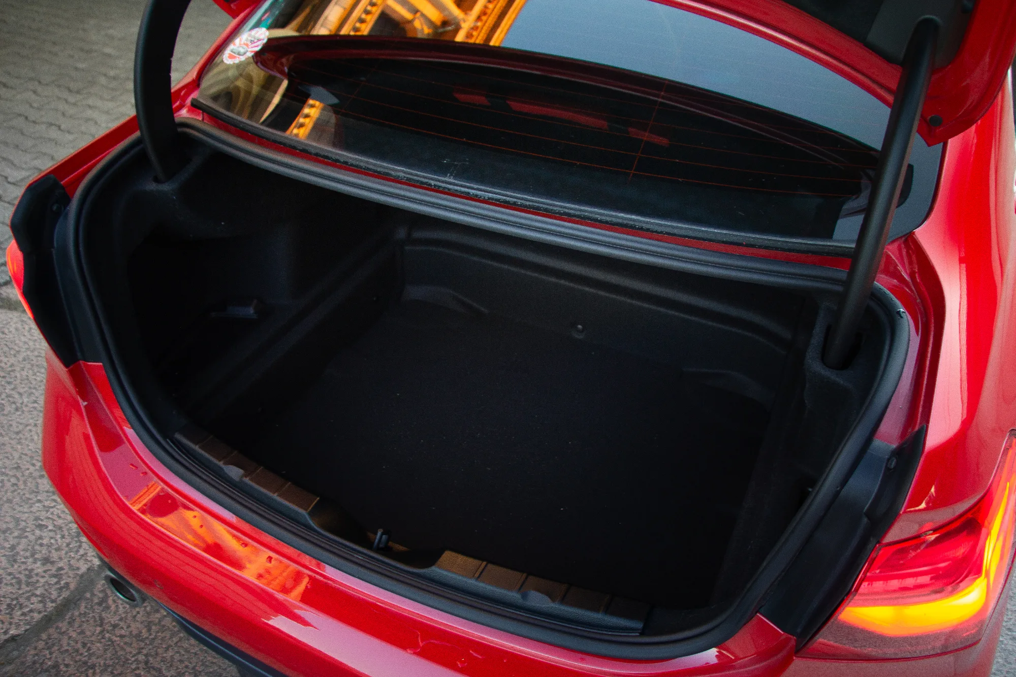BMW 1-Series F52 фото 3