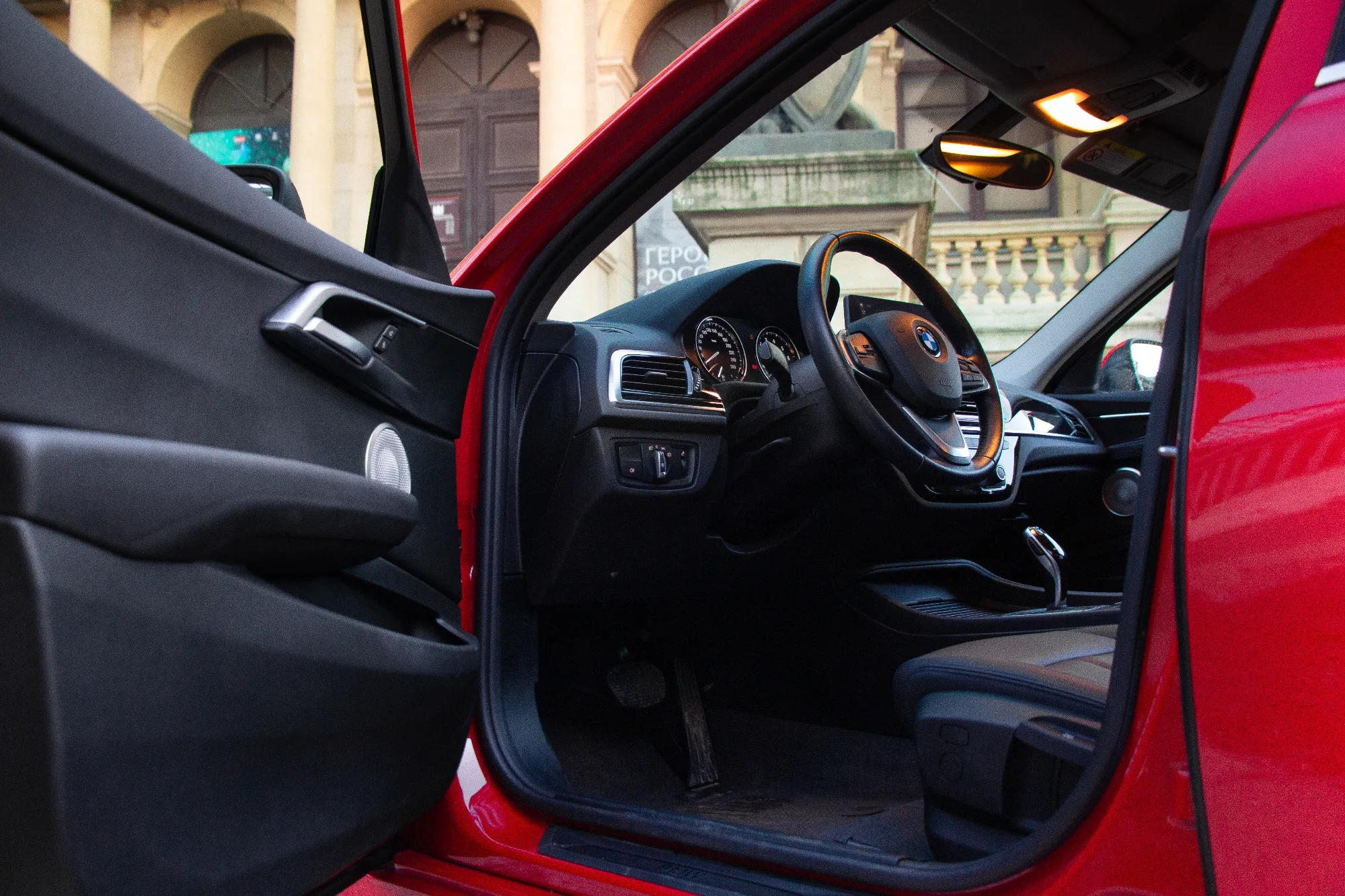 BMW 1-Series F52 фото 7