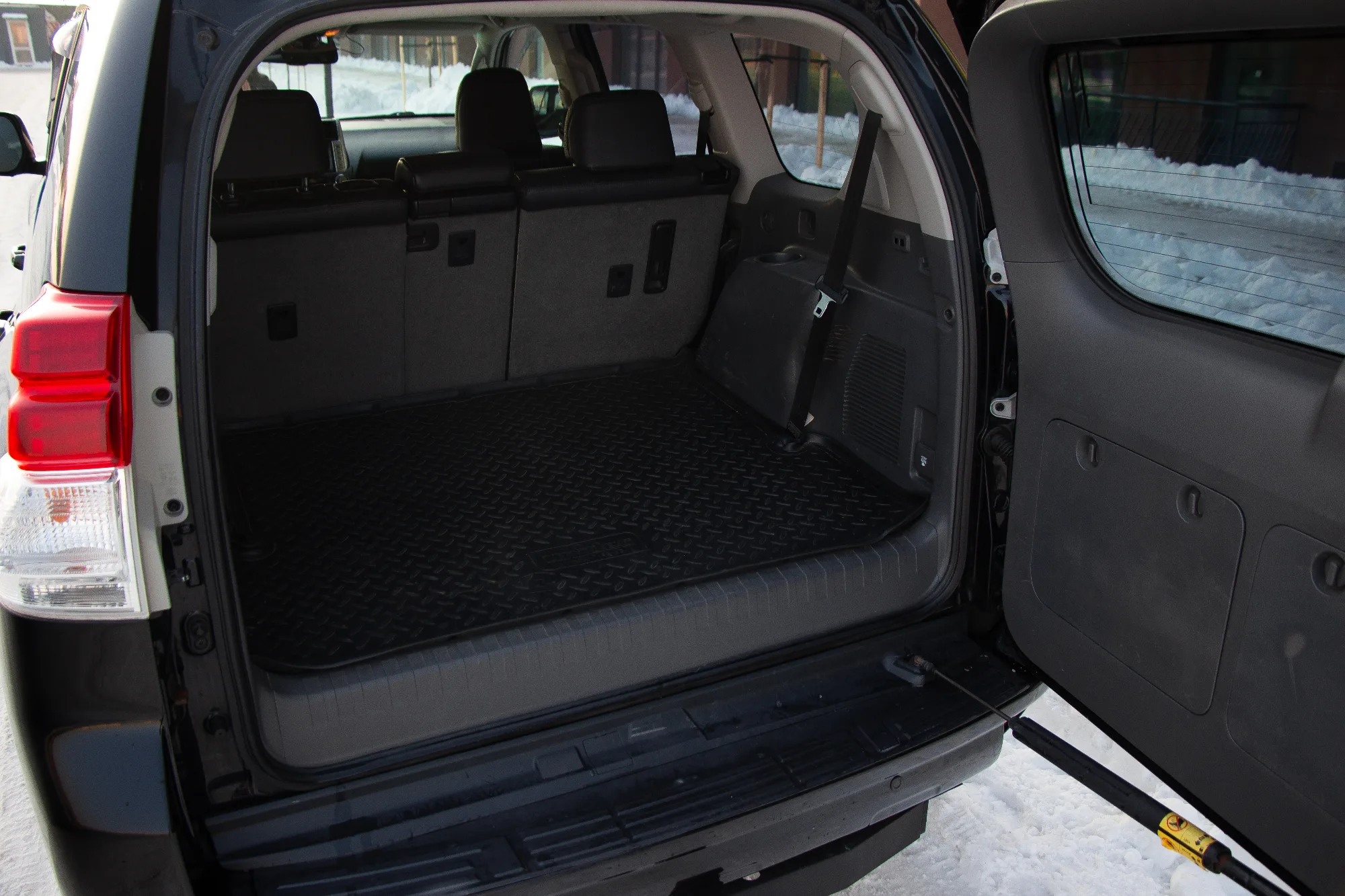 Toyota Cruiser Prado 150 фото 6