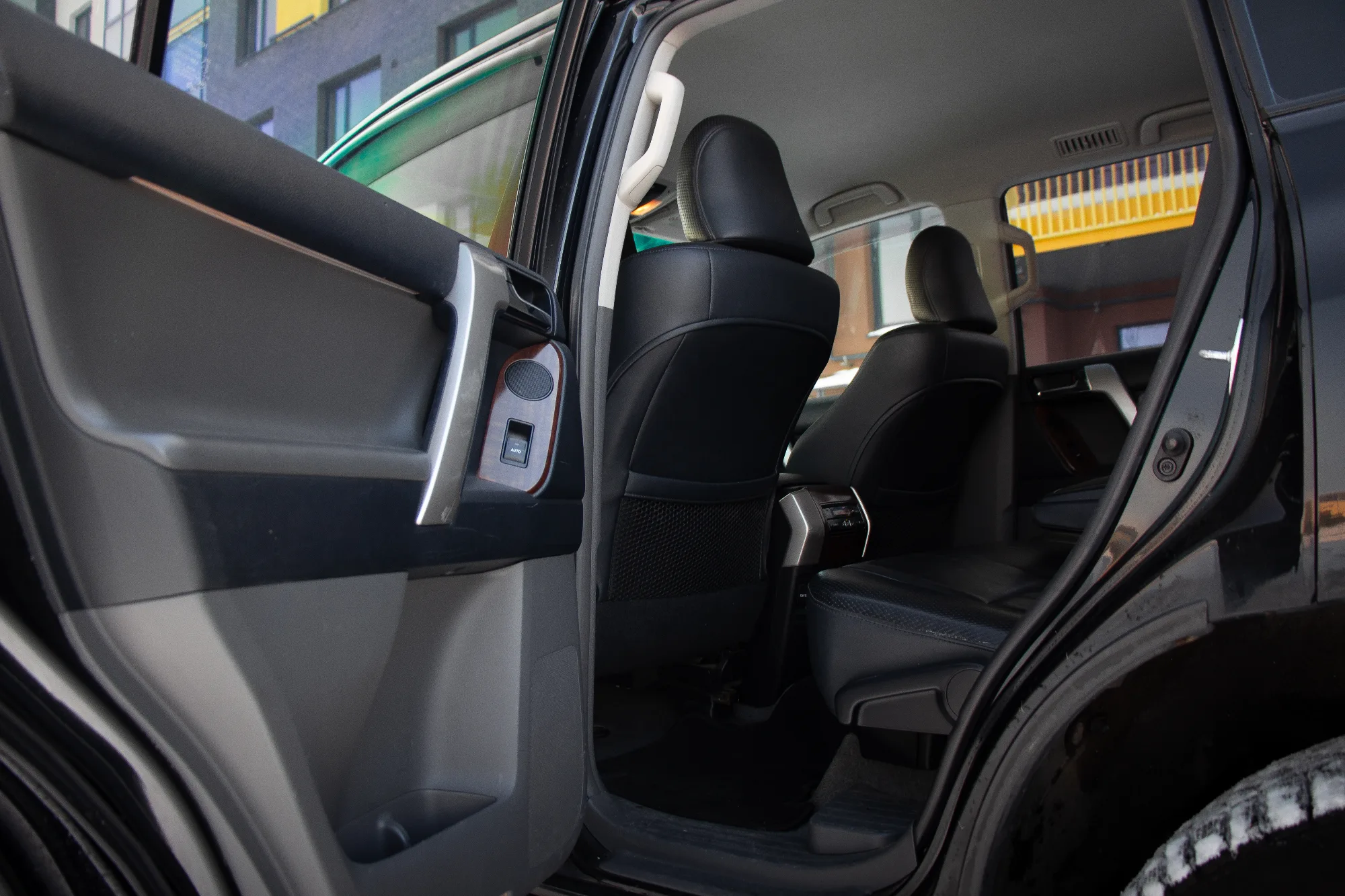 Toyota Cruiser Prado 150 фото 9