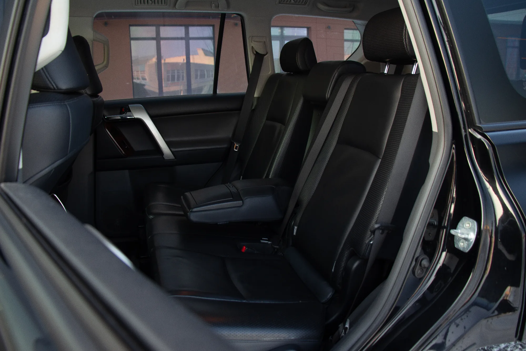 Toyota Cruiser Prado 150 фото 10
