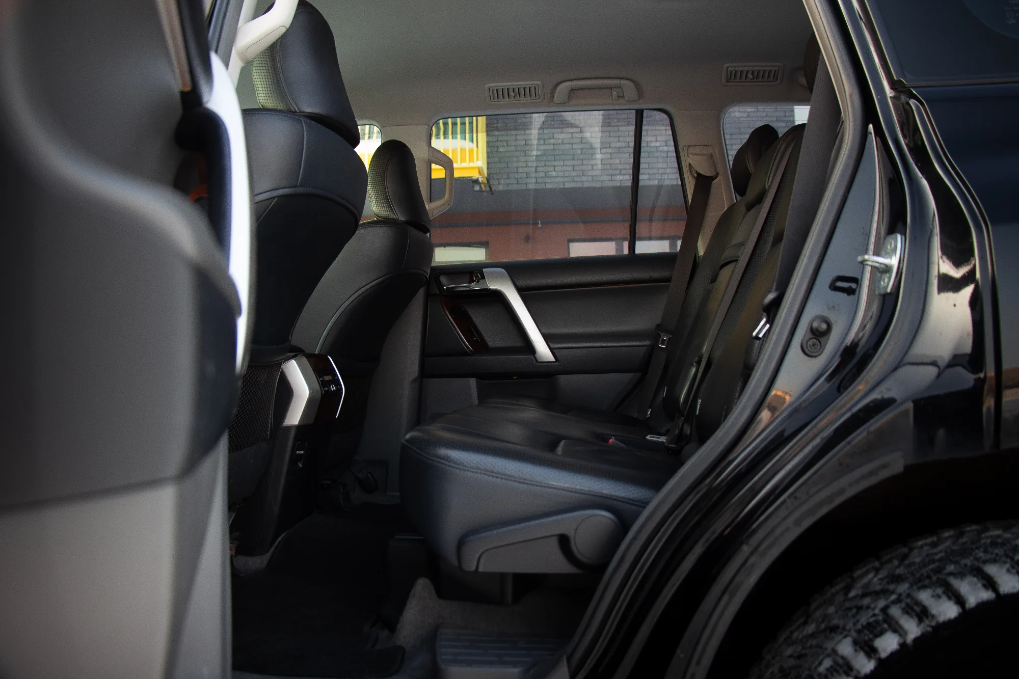 Toyota Cruiser Prado 150 фото 13