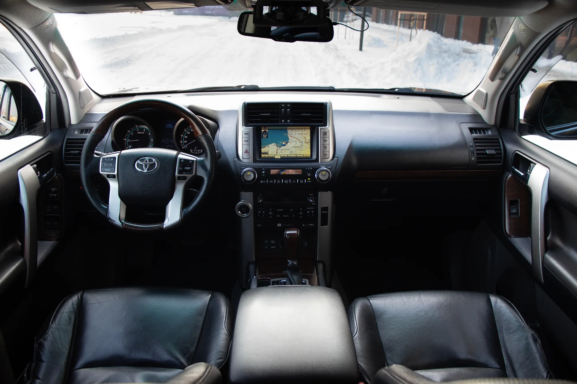 Toyota Cruiser Prado 150 фото 20