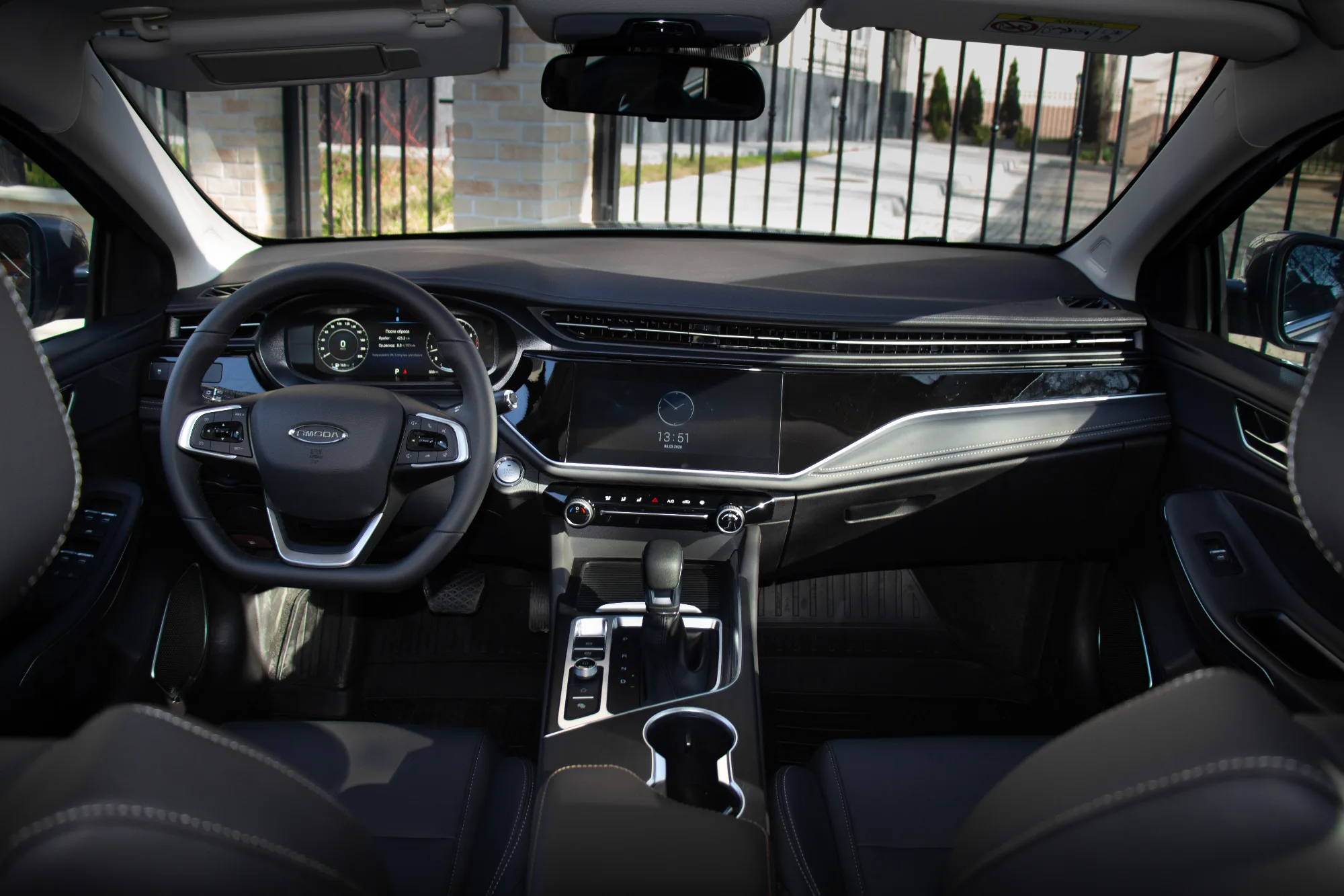 OMODA S5 фото 13