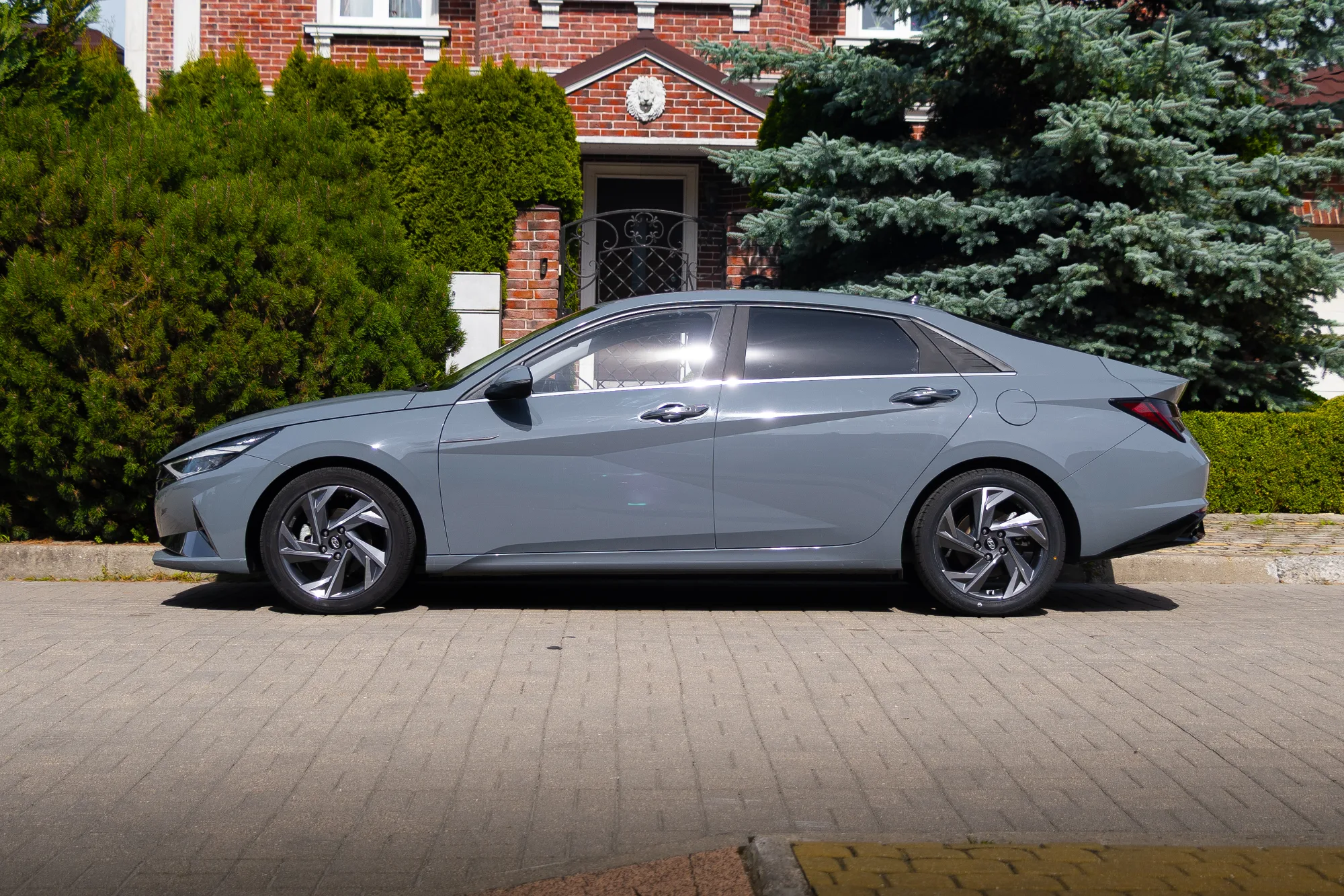 Hyundai Elantra фото 6