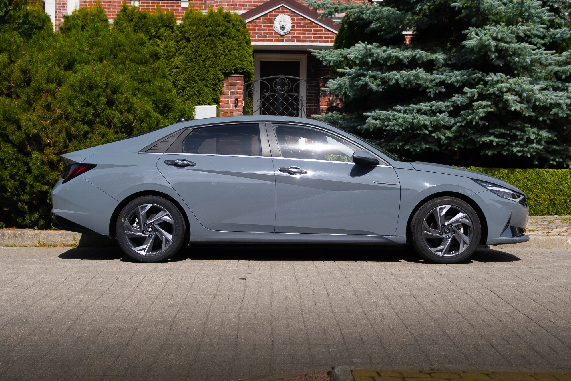 Hyundai Elantra фото 7