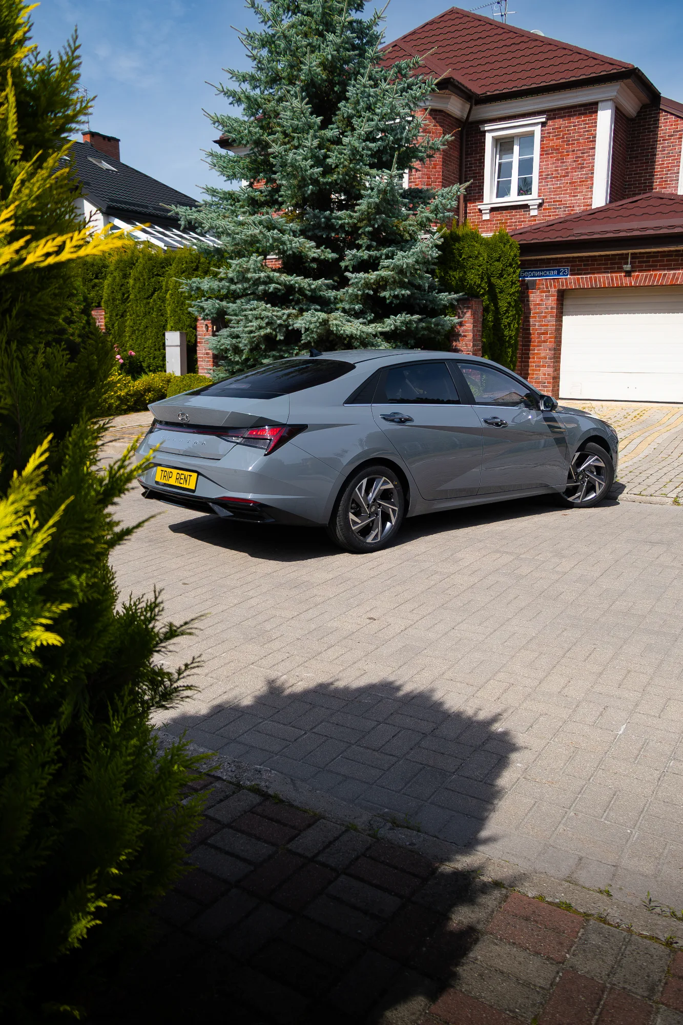 Hyundai Elantra фото 12