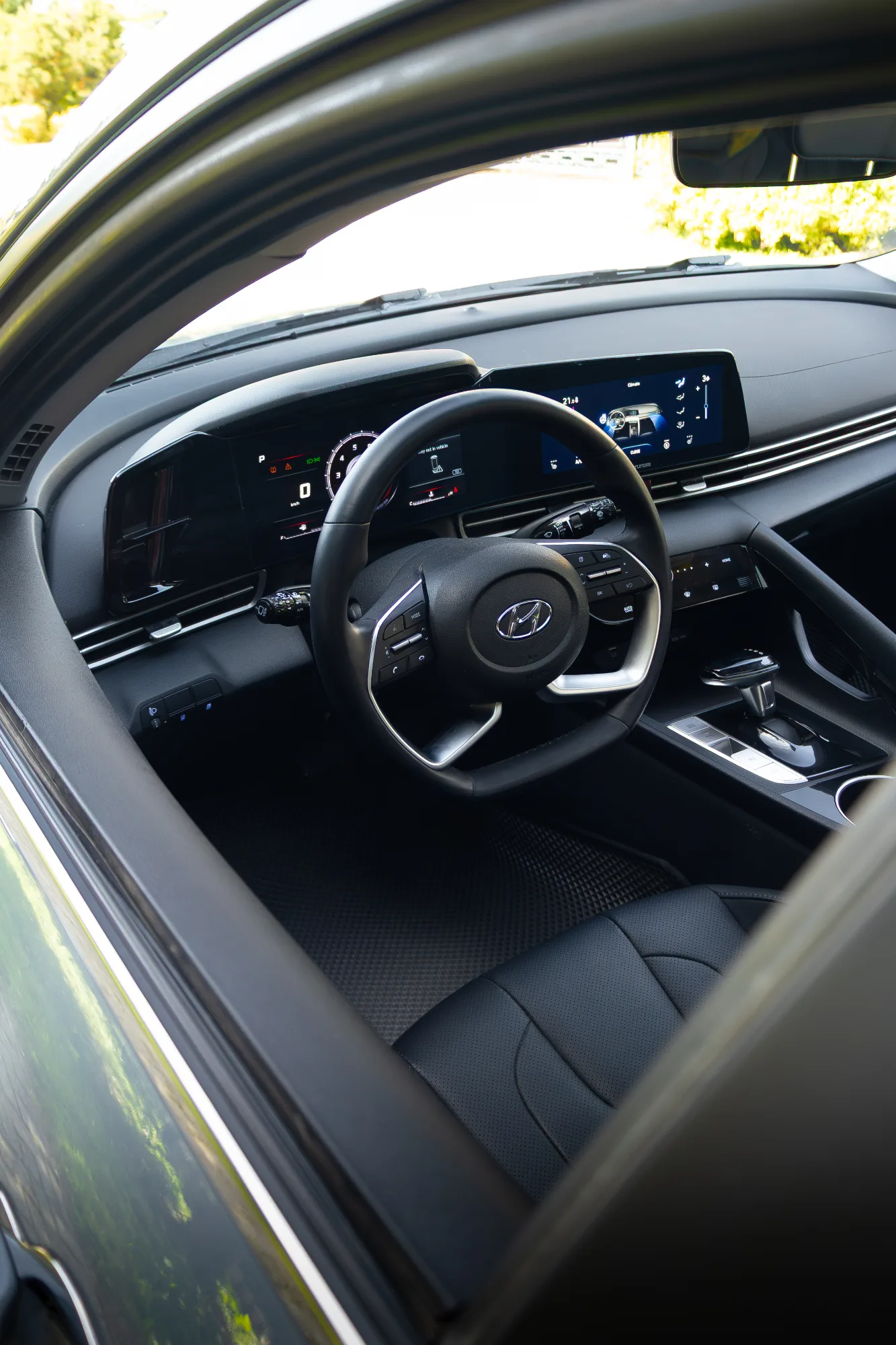 Hyundai Elantra фото 20