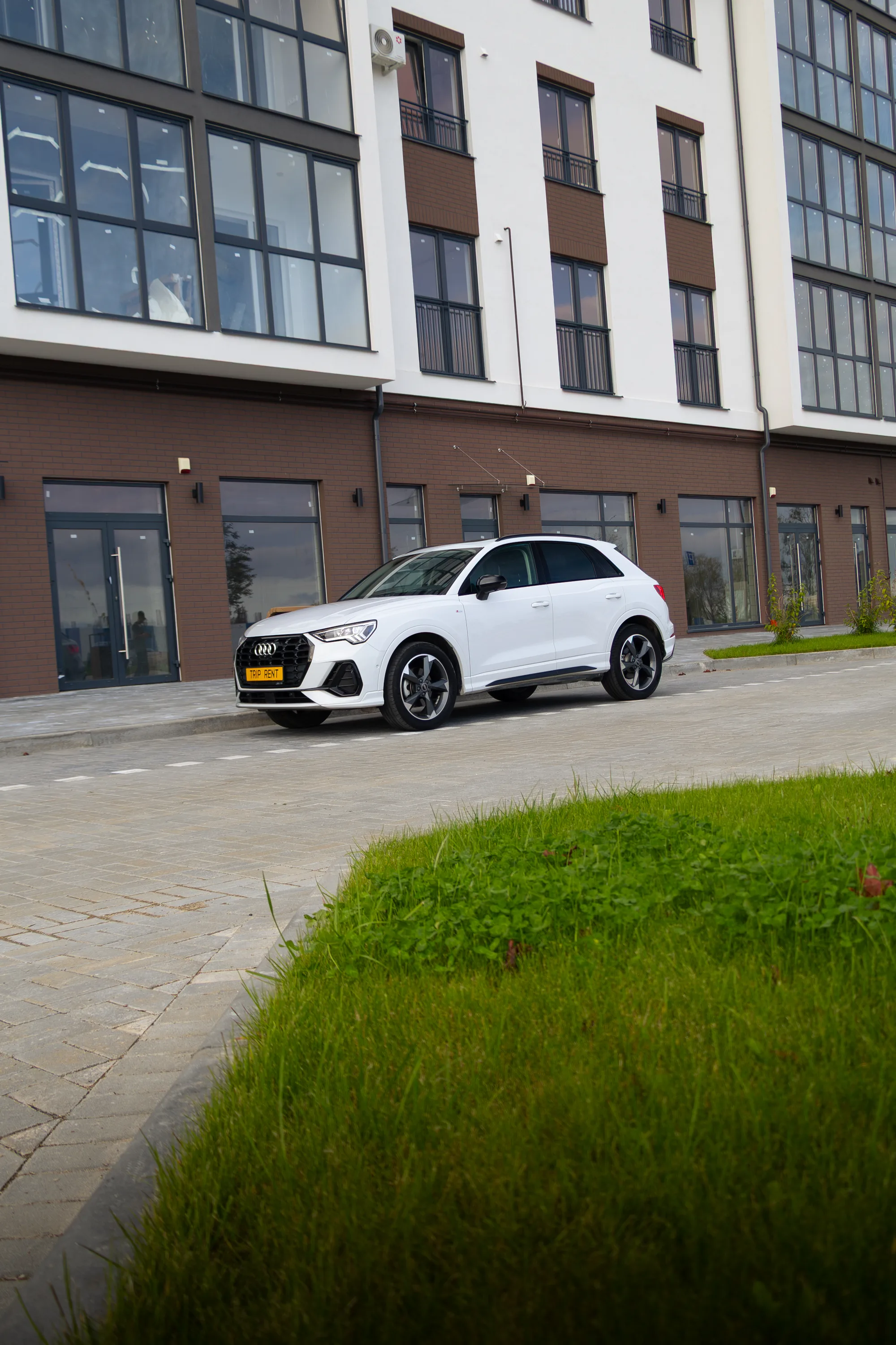 Audi Q3 фото 10