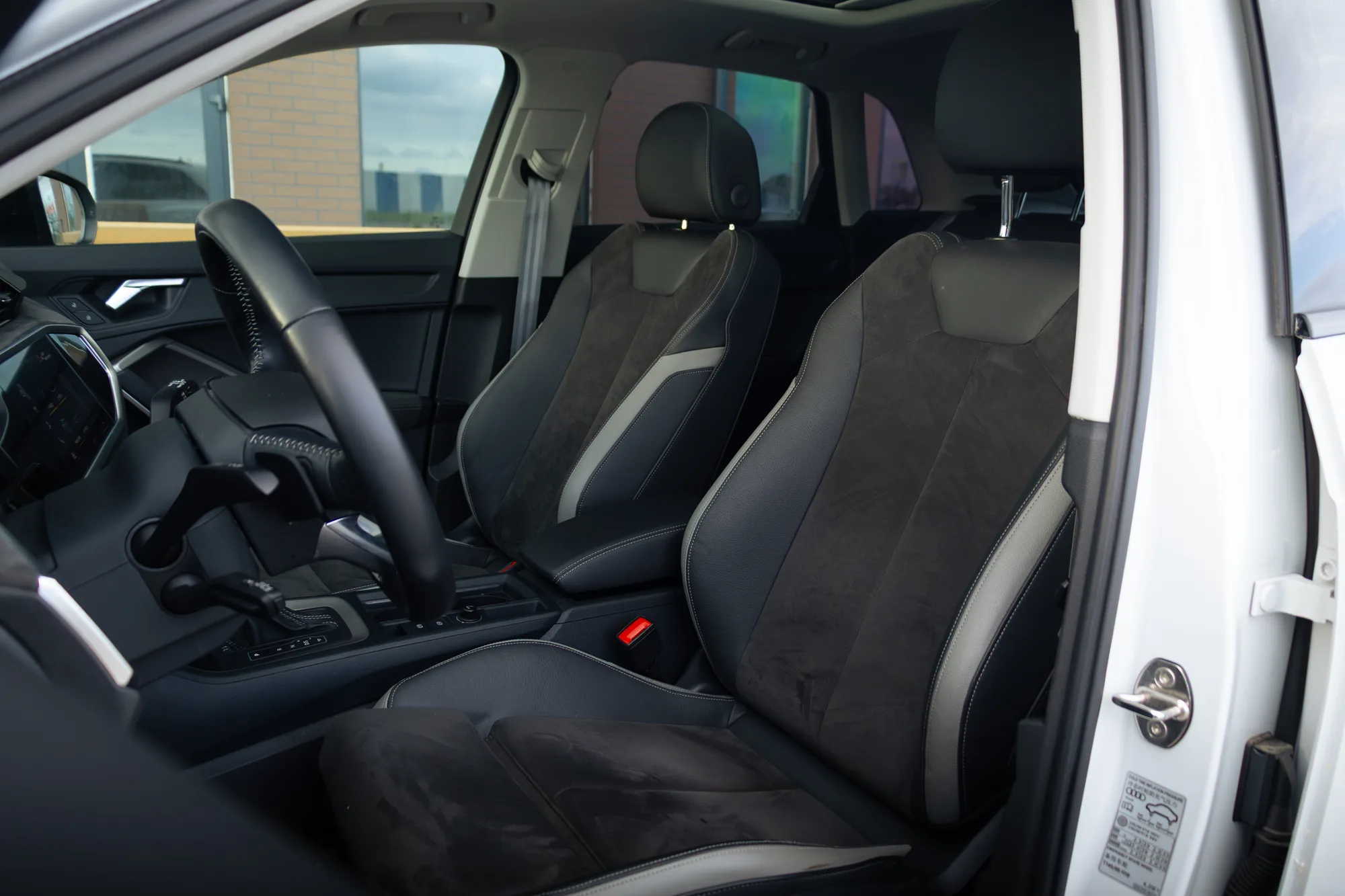 Audi Q3 фото 17