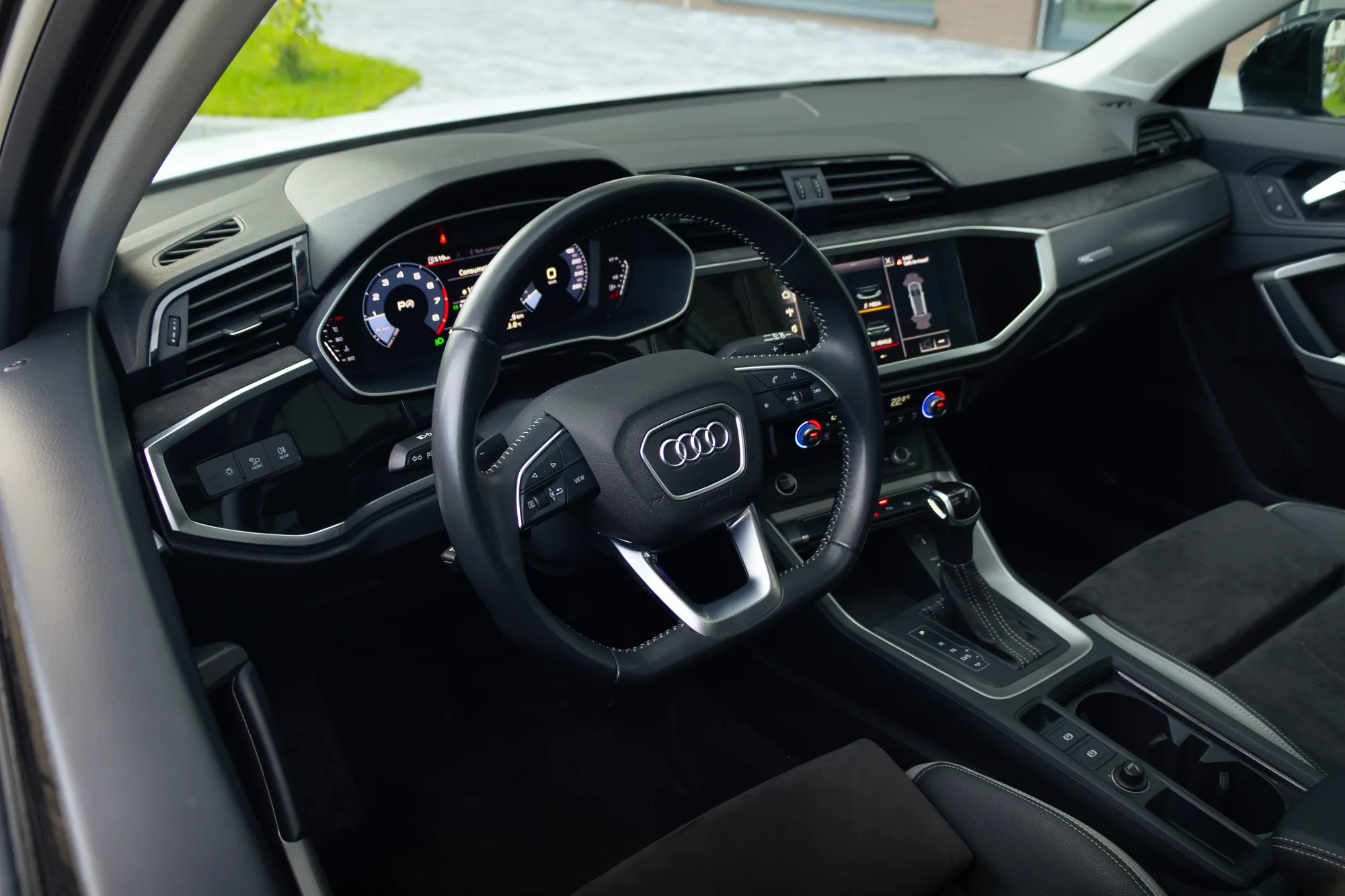 Audi Q3 фото 19