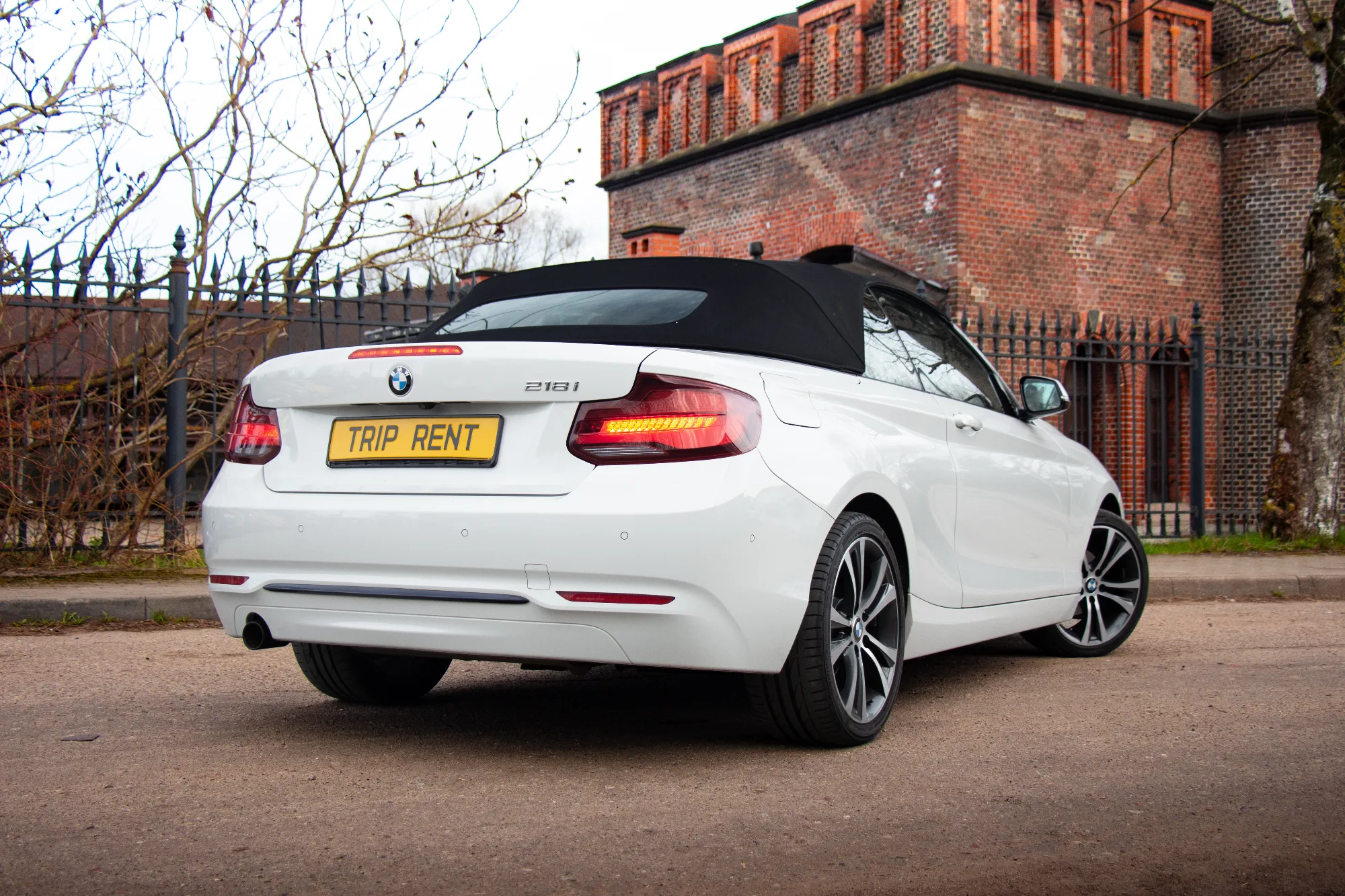 BMW 218i Cabrio фото 13