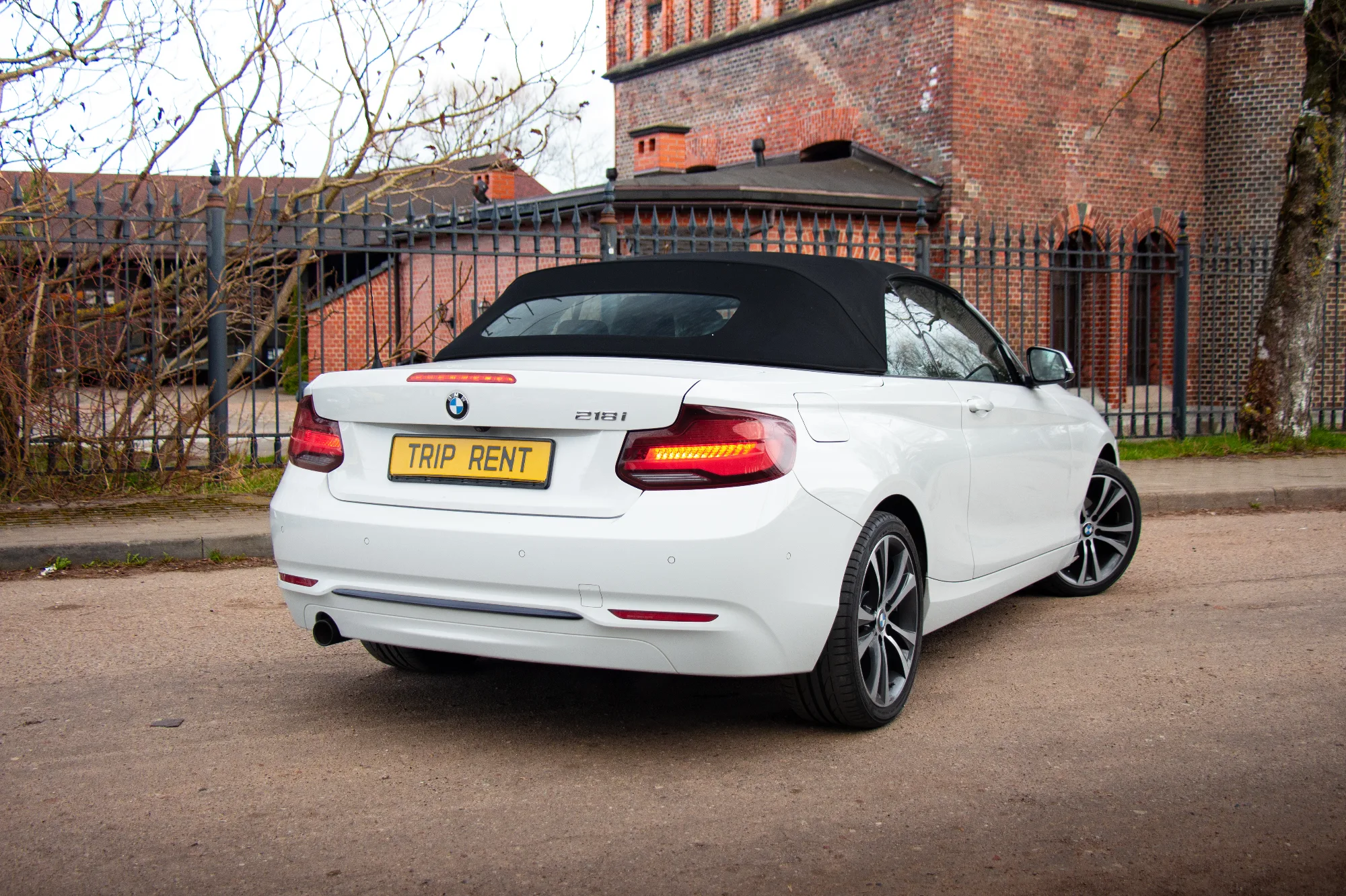 BMW 218i Cabrio фото 14