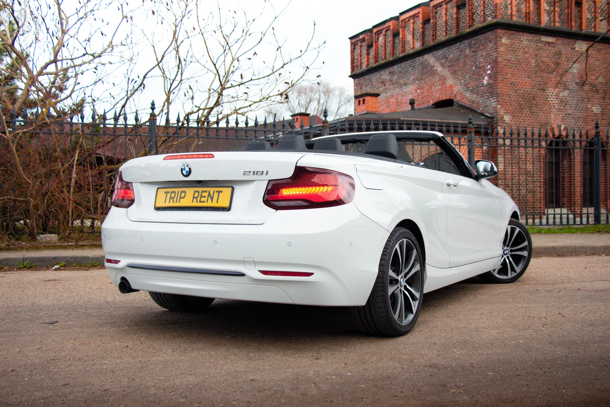 BMW 218i Cabrio фото 15
