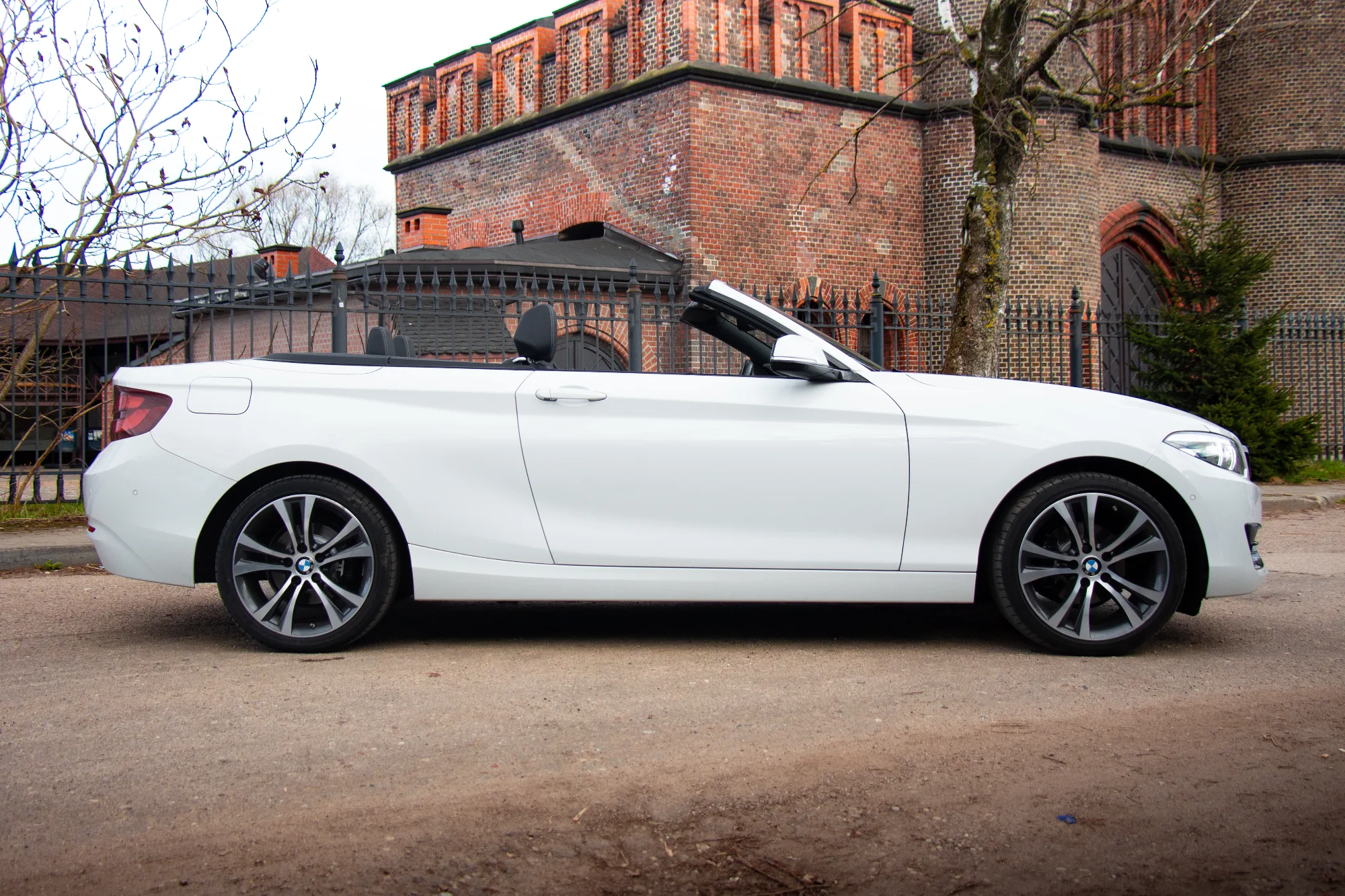 BMW 218i Cabrio фото 16