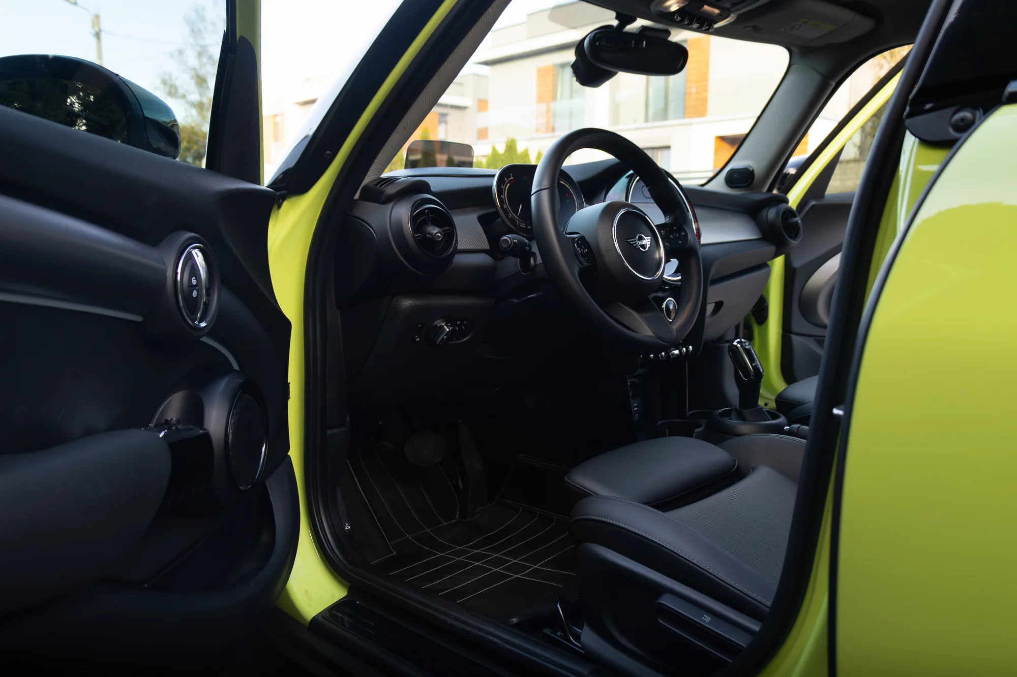 Mini Cooper фото 11